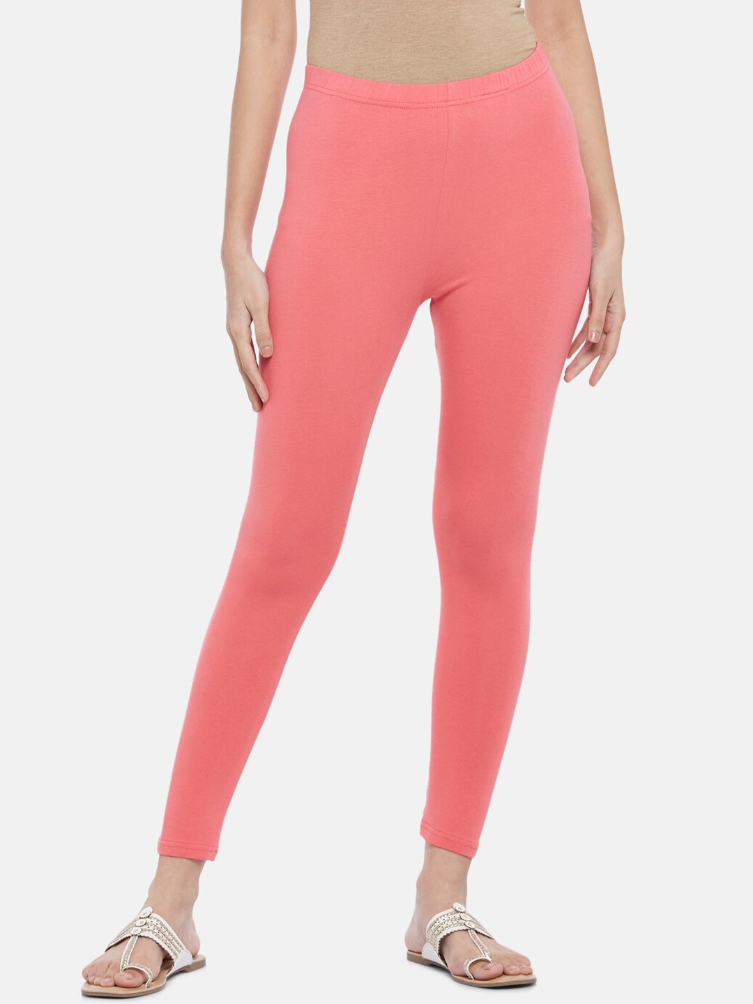 

RANGMANCH BY PANTALOONS Women Coral-Pink Solid Ankle-Length Leggings