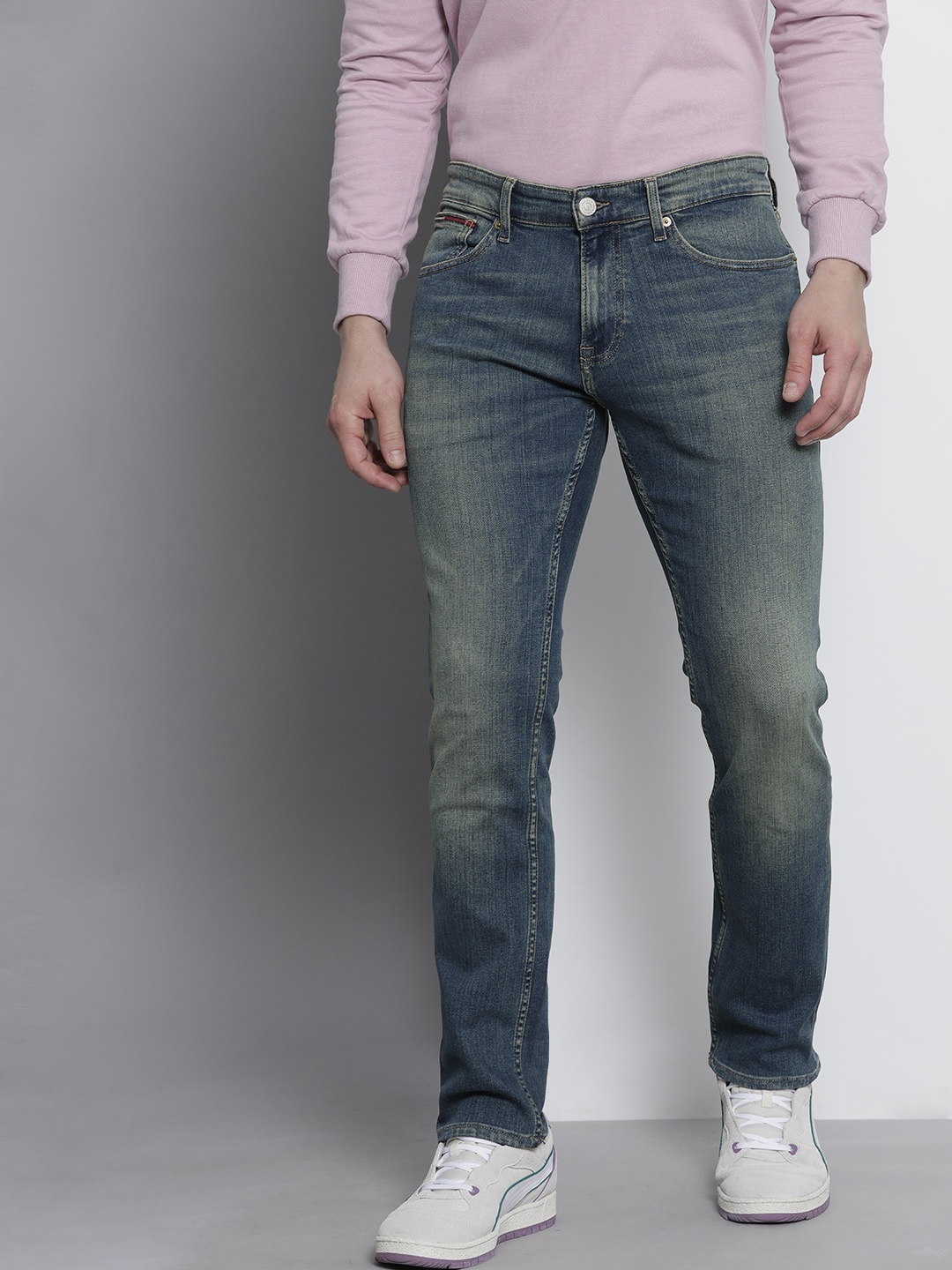 

Tommy Hilfiger Men Blue Slim Fit Light Fade Stretchable Jeans