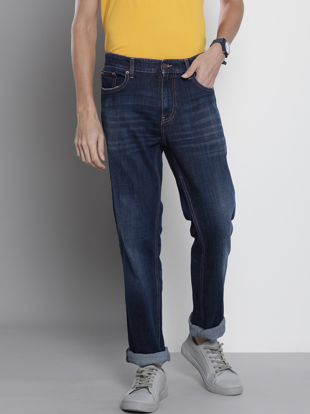 

Tommy Hilfiger Men Blue Ryan Regular Straight Fit Mid Rise Light Fade Stretchable Jeans