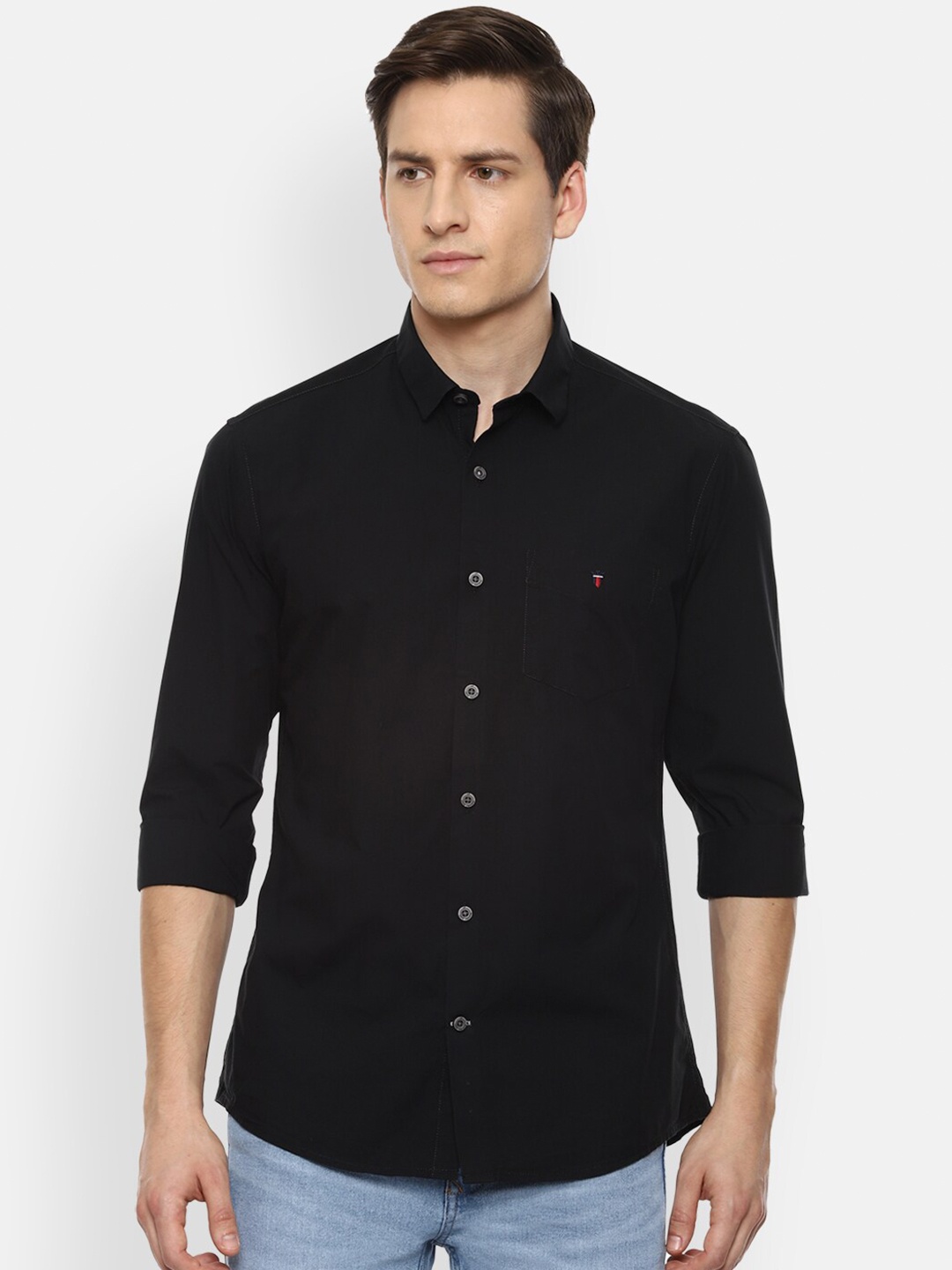 

Louis Philippe Sport Men Black Solid Slim Fit Cotton Casual Shirt