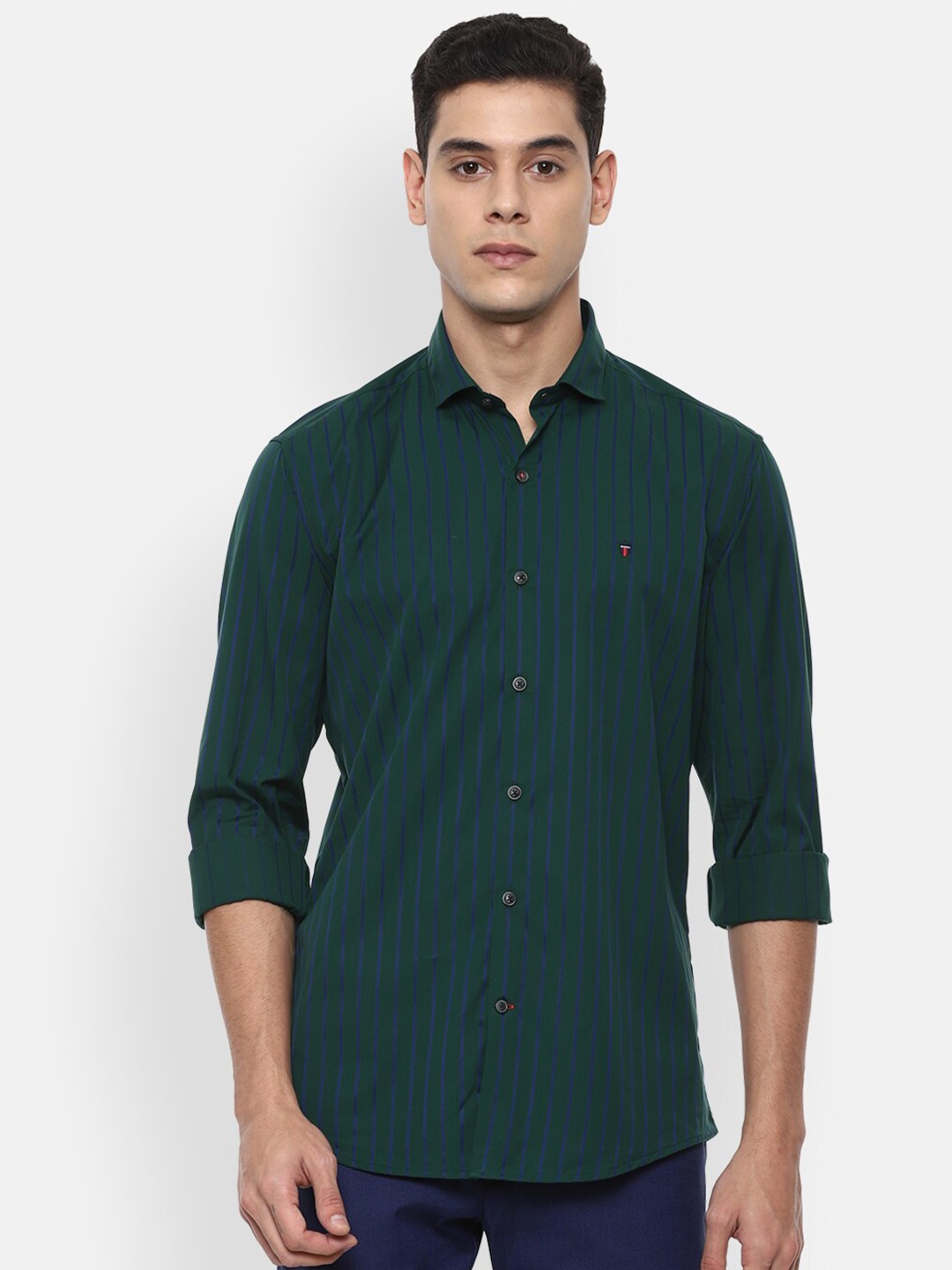 

Louis Philippe Sport Men Green Slim Fit Striped Cotton Casual Shirt