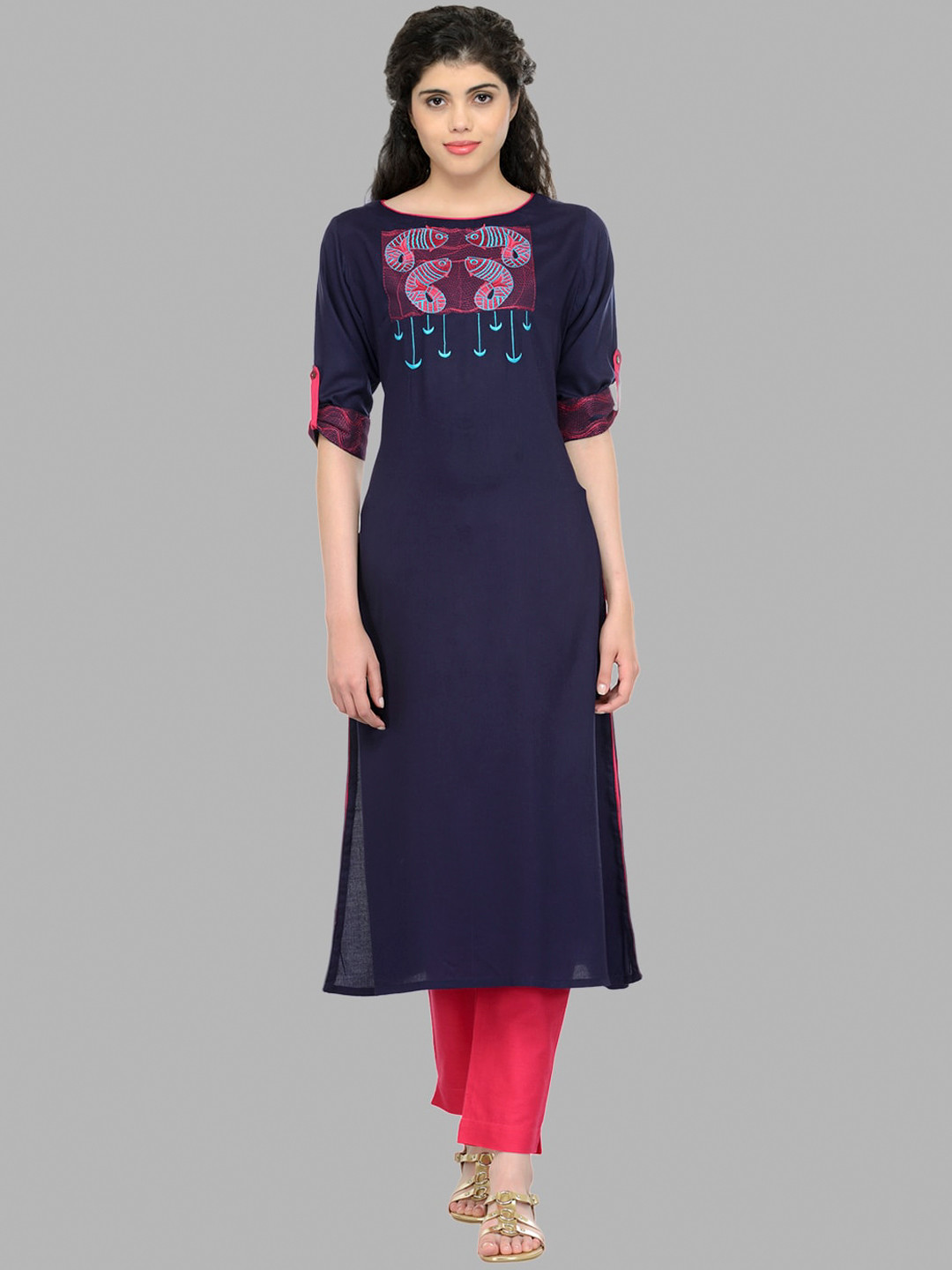 

Bitterlime Women Navy Blue Fish Embroidered Yoke Design Thread Work Kurta