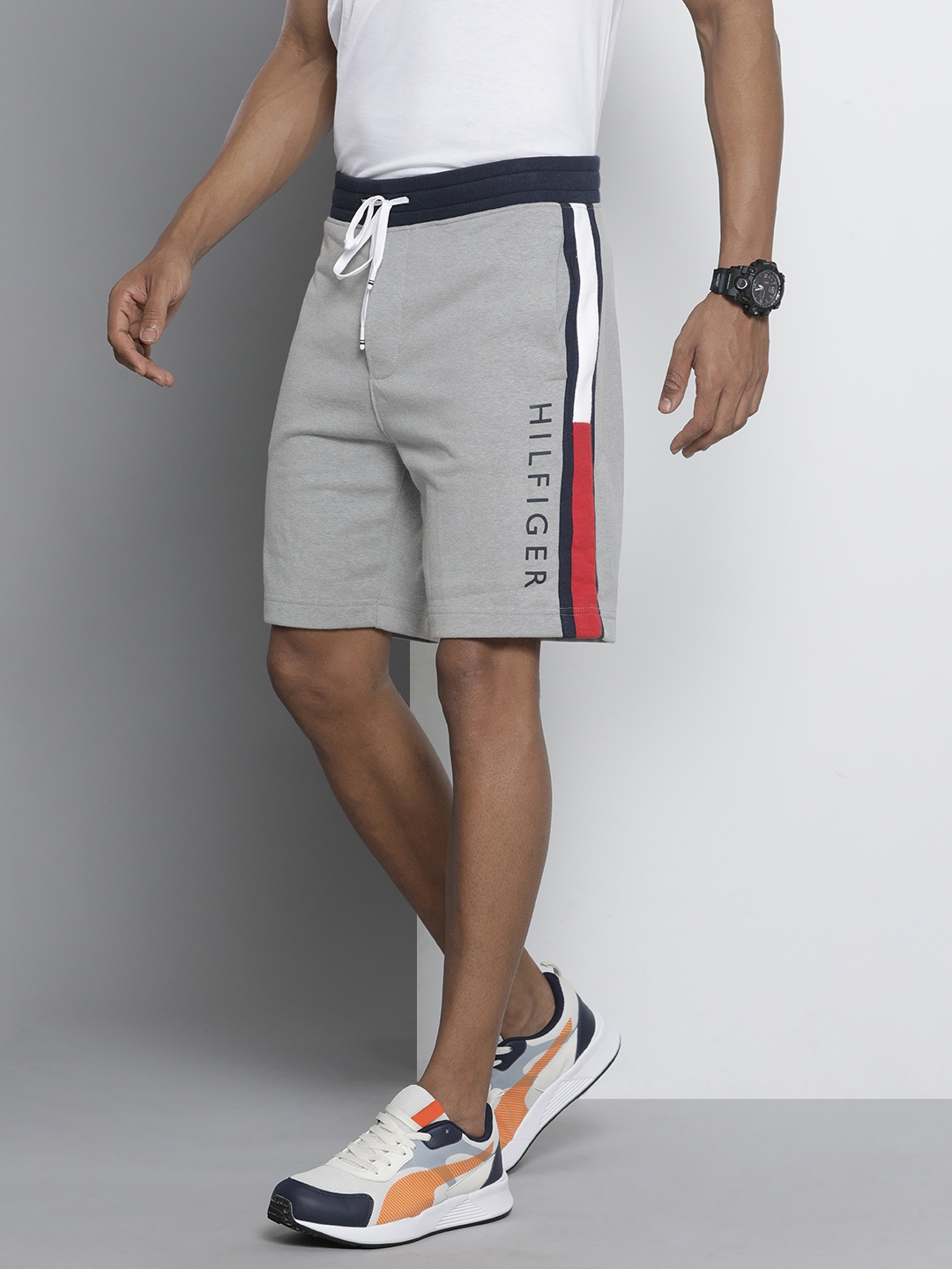 

Tommy Hilfiger Men Grey Typography Printed Side-Striped Shorts