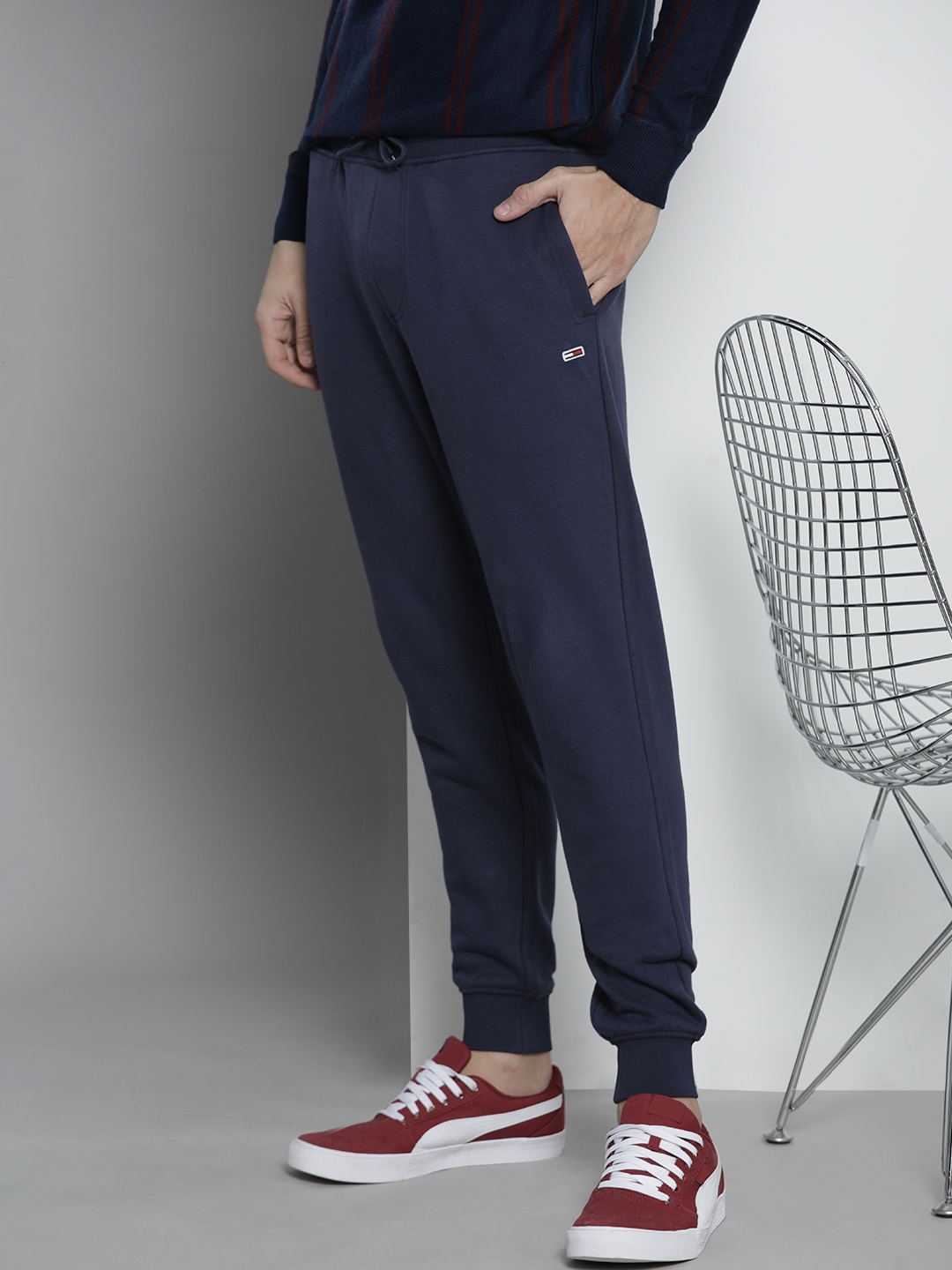 

Tommy Hilfiger Men Navy Blue Slim Fit Joggers