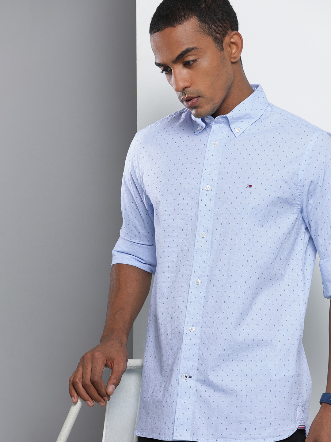 

Tommy Hilfiger Men Blue & Green Printed Casual Shirt