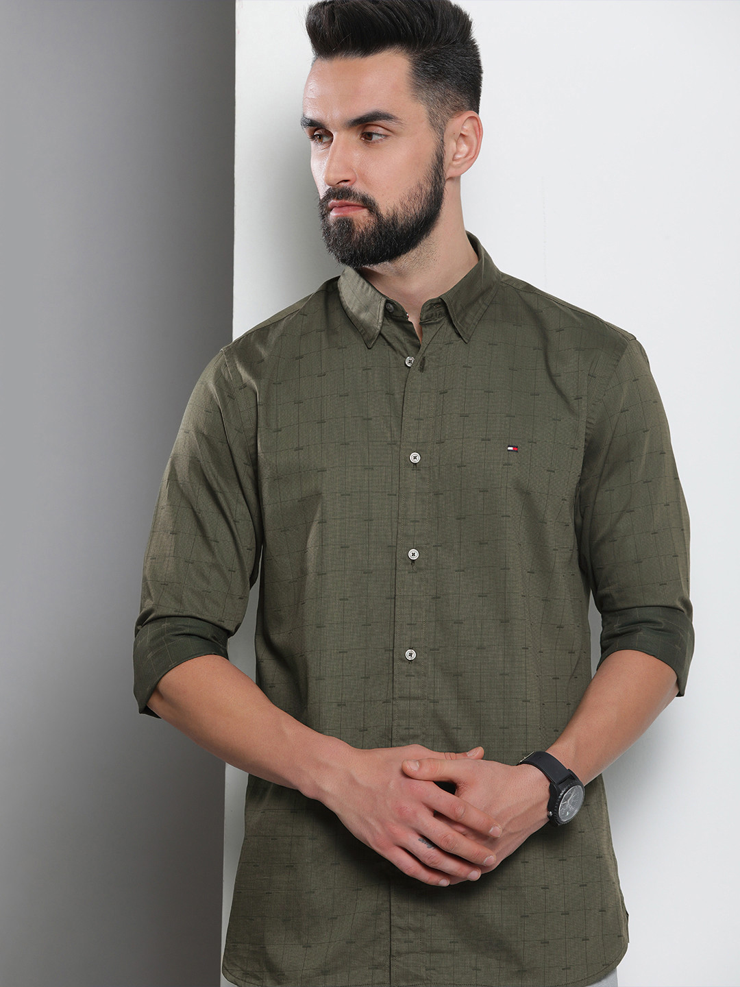 

Tommy Hilfiger Men Checked Pure Cotton Casual Shirt, Olive