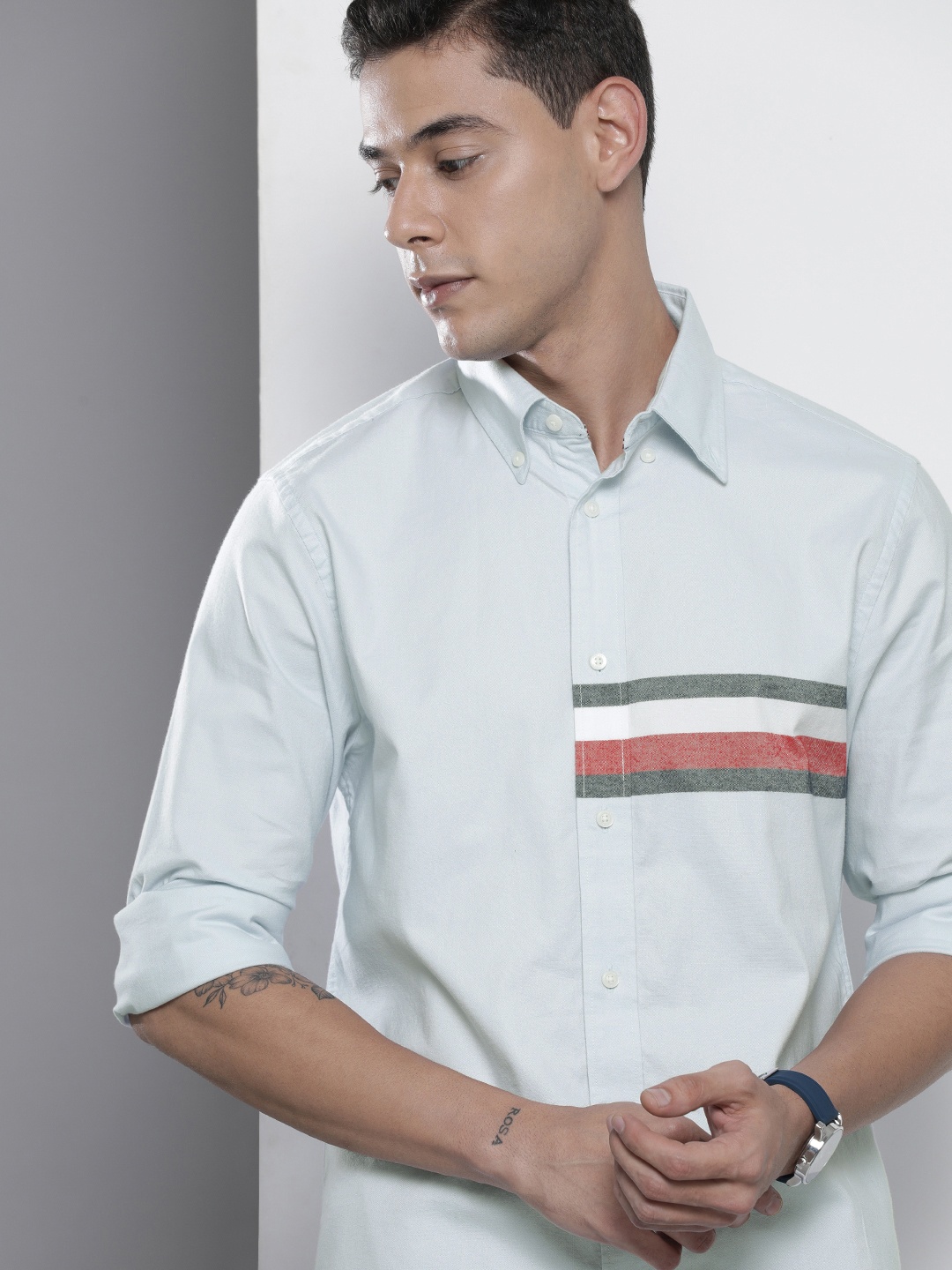 

Tommy Hilfiger Men Blue Casual Shirt