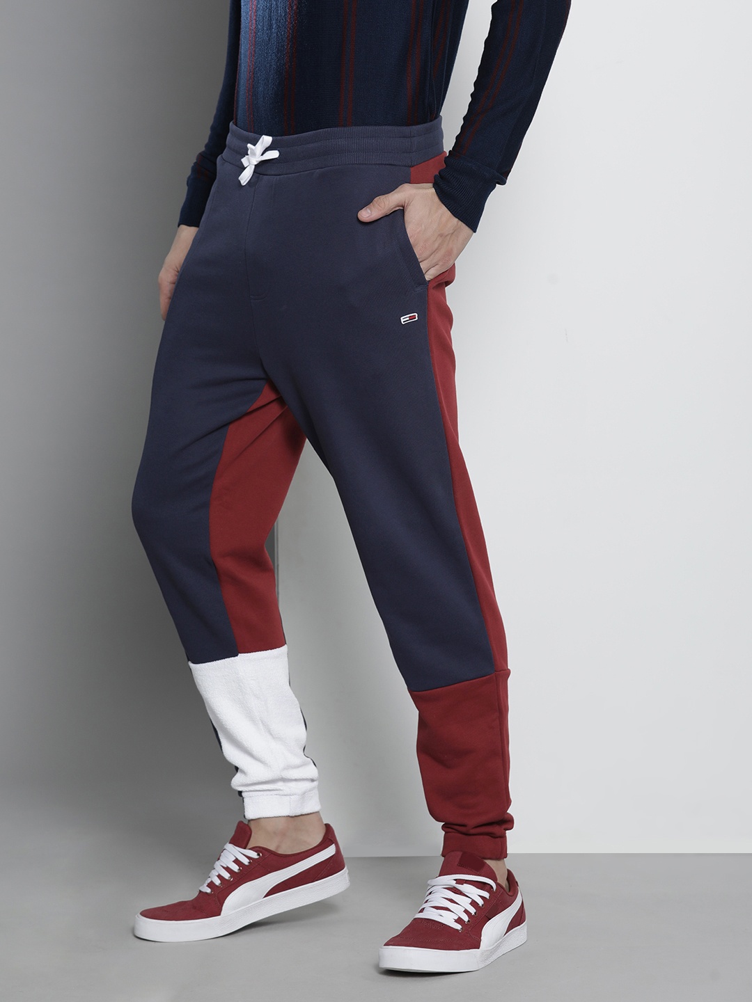 

Tommy Hilfiger Men Navy Blue & Maroon Colourblocked Joggers