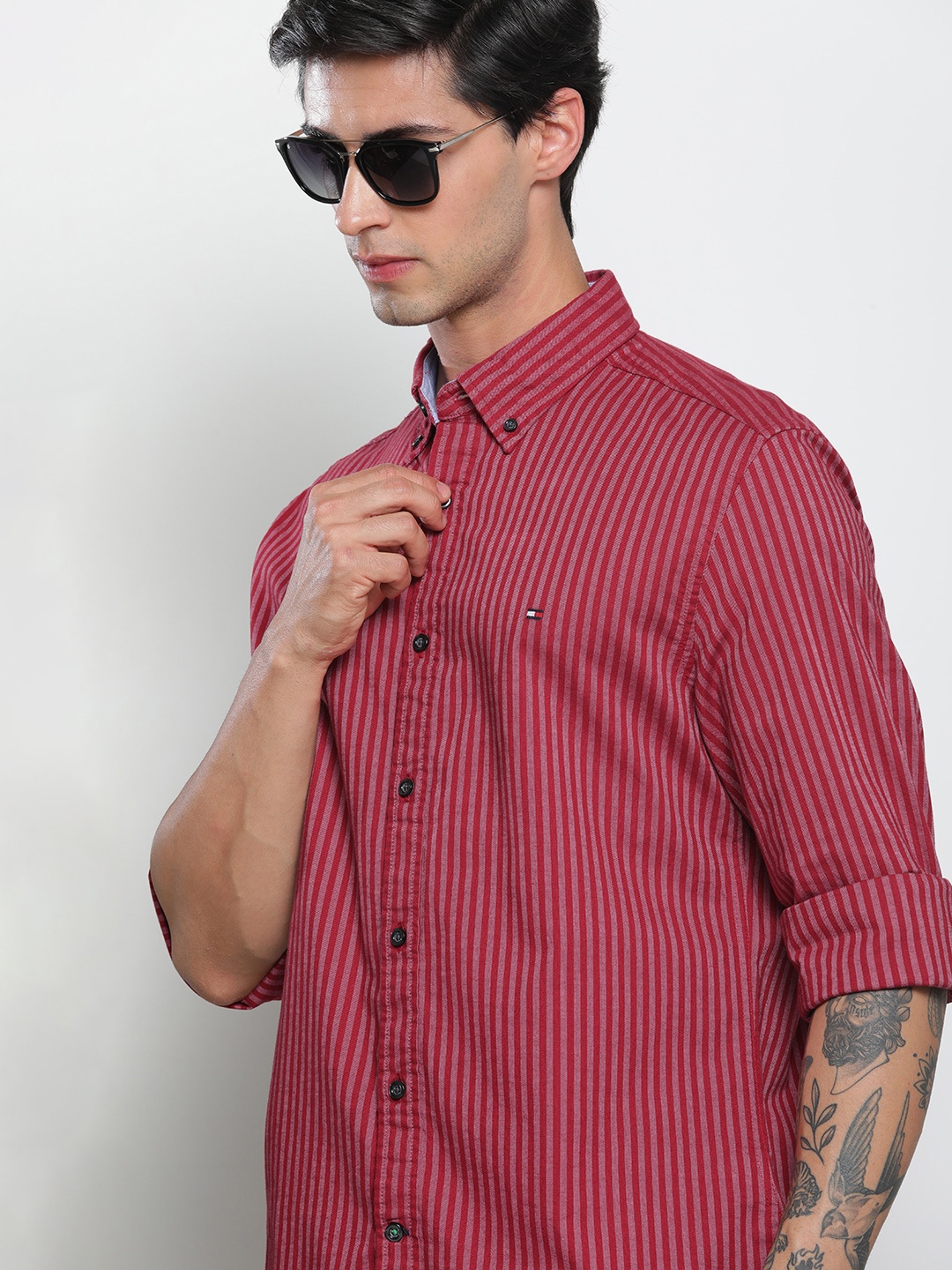 

Tommy Hilfiger Men Striped Casual Shirt, Red