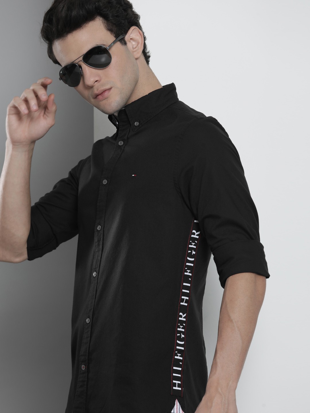 

Tommy Hilfiger Men Black Typographical Printed Casual Shirt
