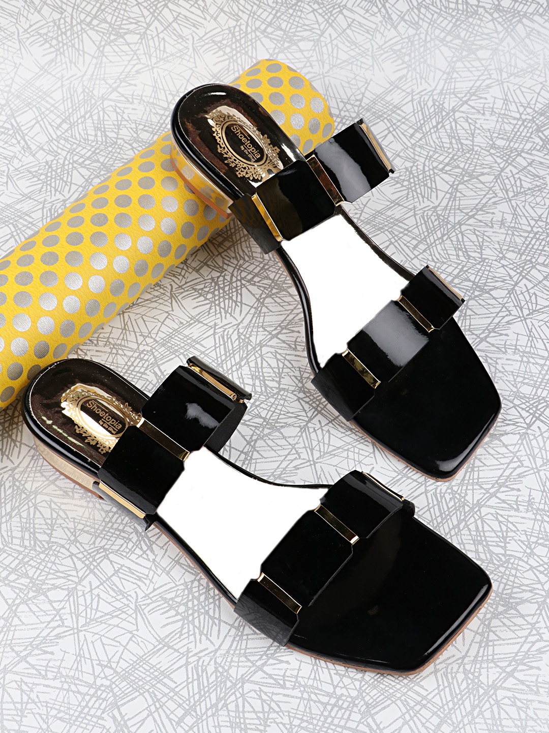 

Shoetopia Women Black Solid Block Sandals