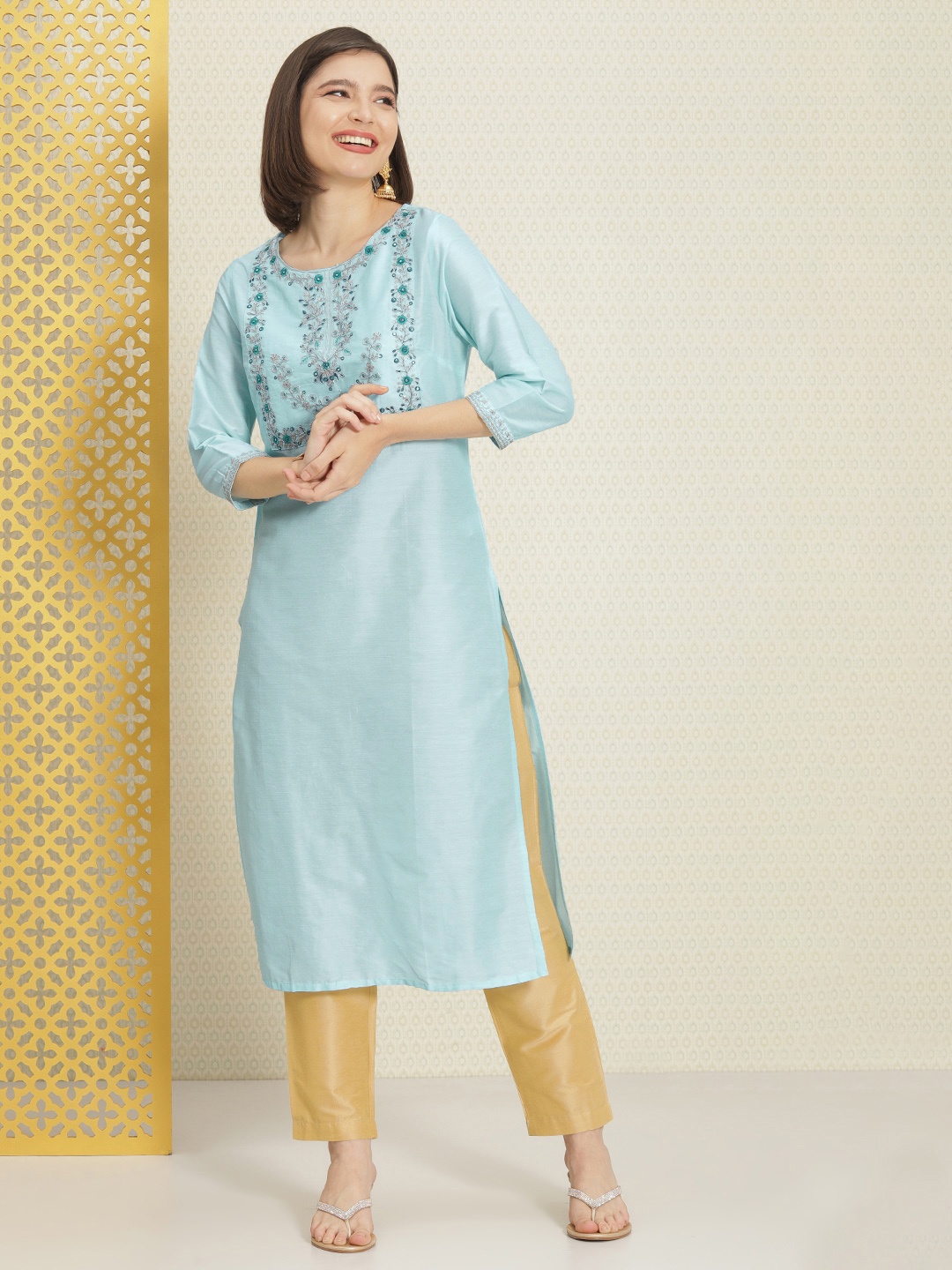 

House of Pataudi Women Blue Embroidered Rozana Straight Kurta