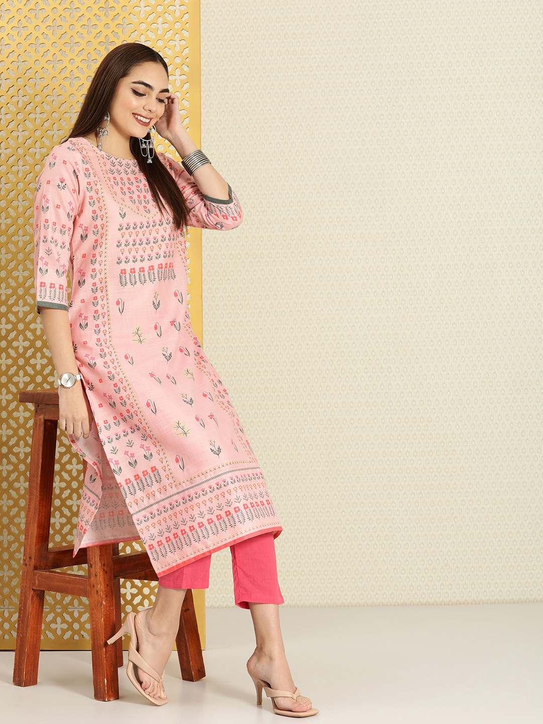 

House of Pataudi Women Pink & Green Floral Printed Rozana Kurta