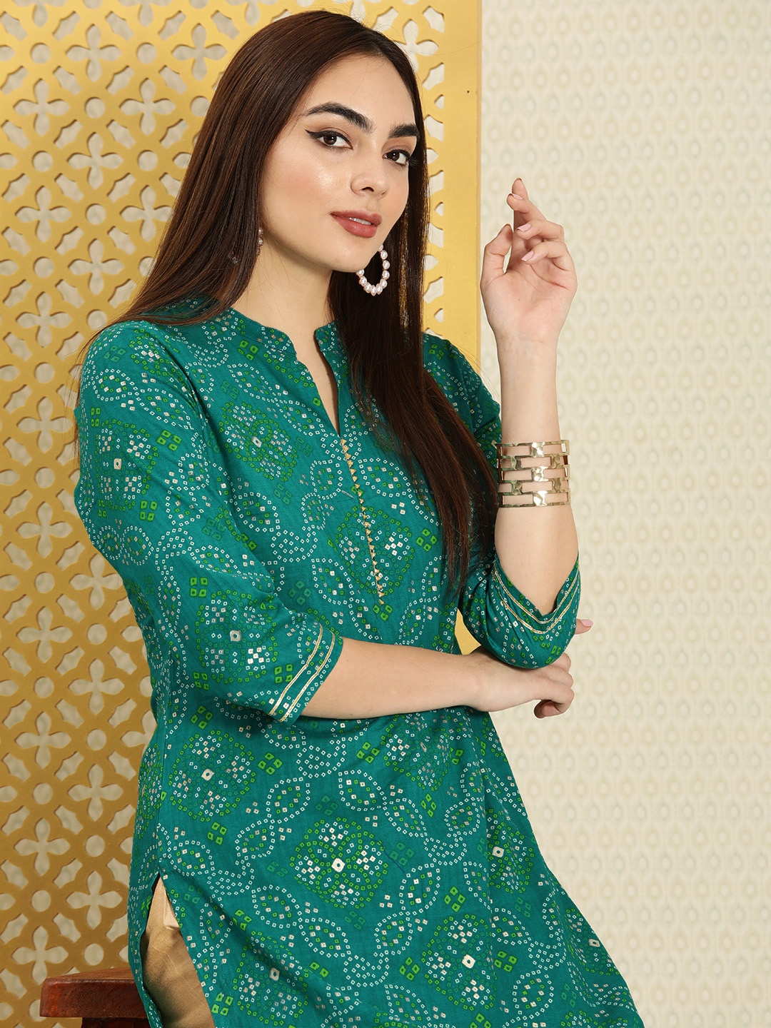 

House of Pataudi Women Green & White Bandhani Printed Rozana Kurta