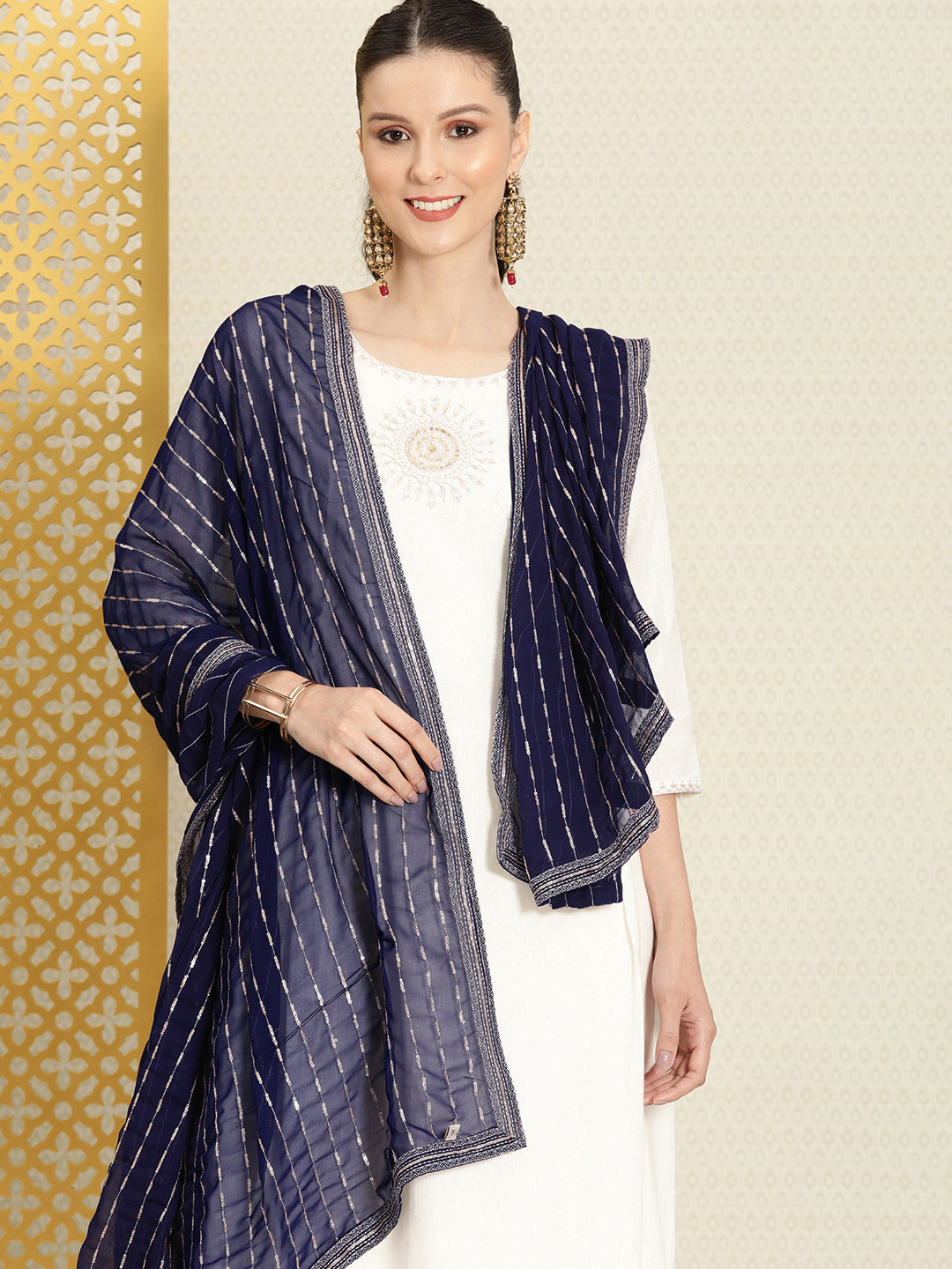 

House of Pataudi Women Navy Blue Striped Sequinned Jashn Dupatta
