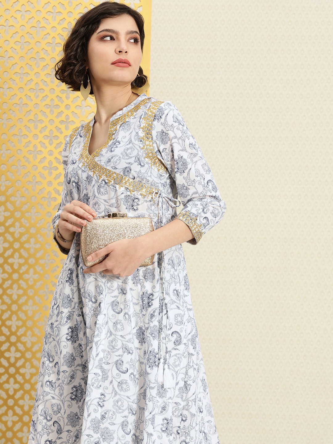 

House of Pataudi Women White & Navy Blue Ethnic Motifs Printed Jashn Kurta
