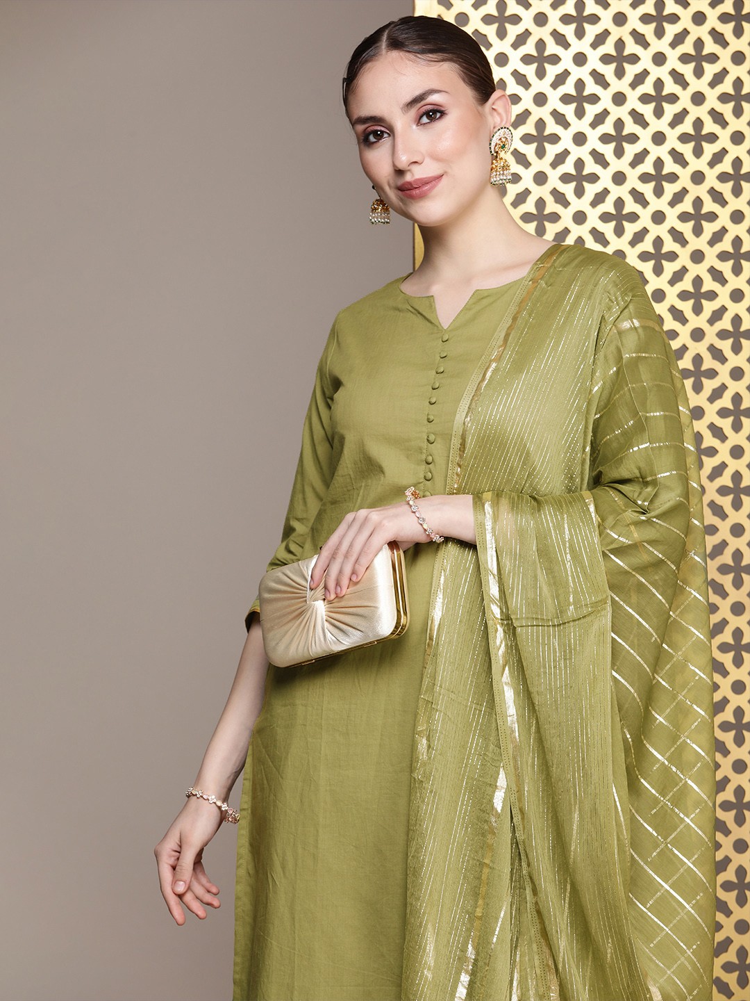 

House of Pataudi Jashn Kurta with Trousers, Olive