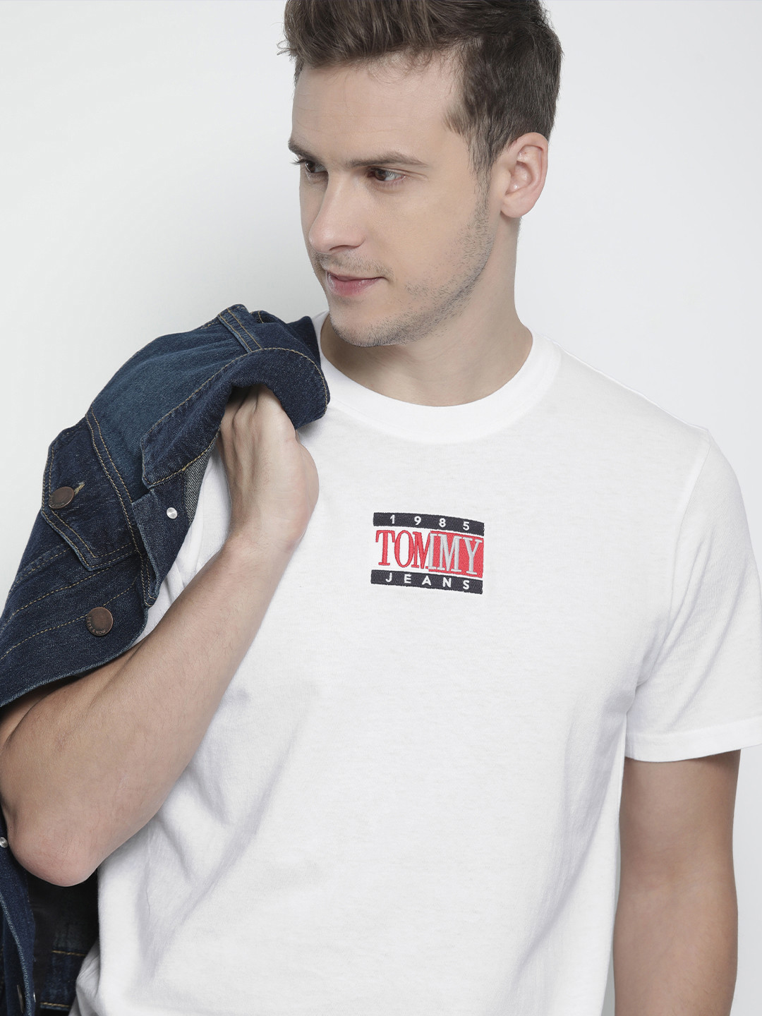 

Tommy Hilfiger Men White Brand Logo Printed Pure Cotton T-shirt