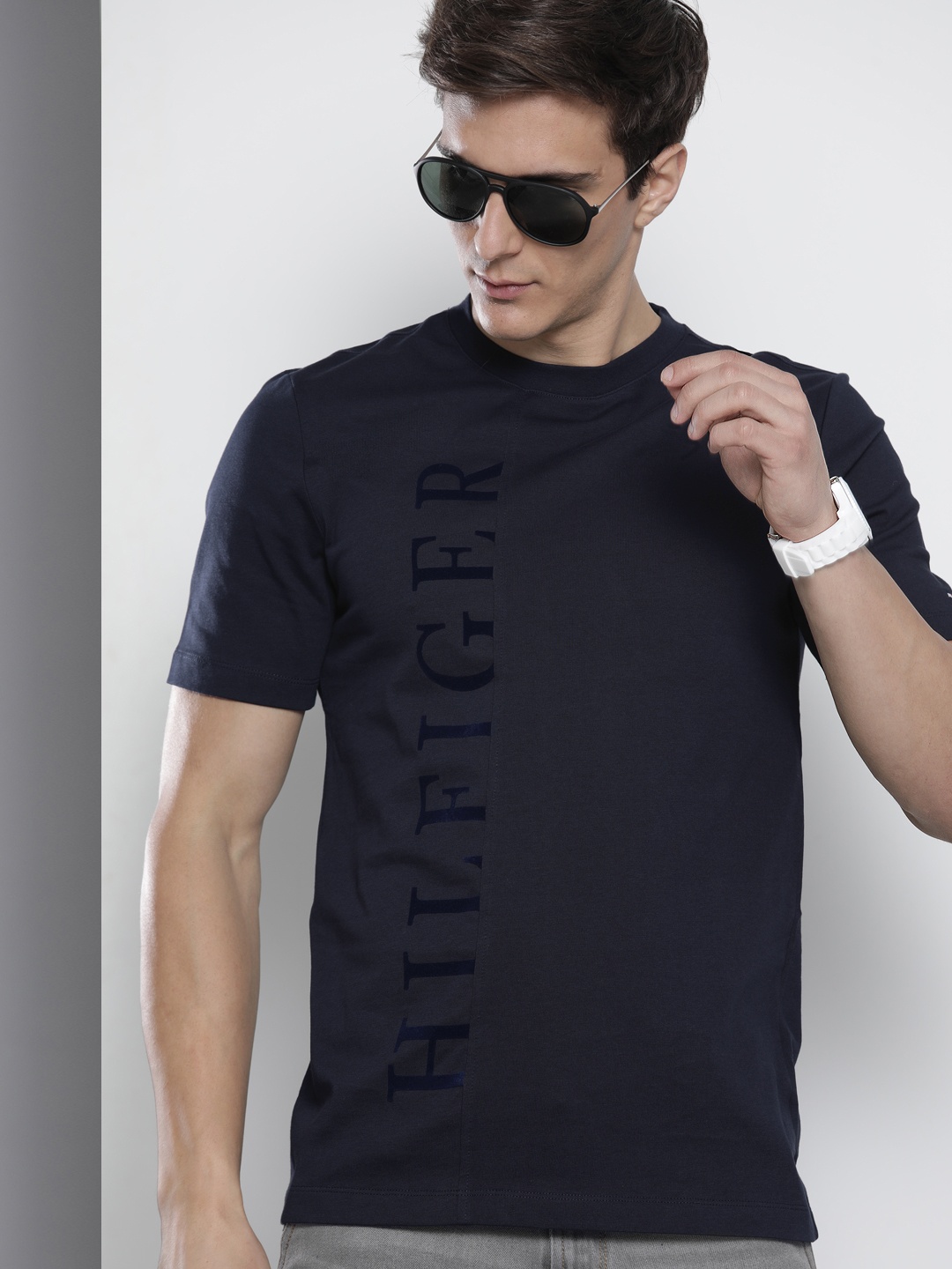 

Tommy Hilfiger Men Navy Blue Brand Logo Printed Pure Cotton T-shirt