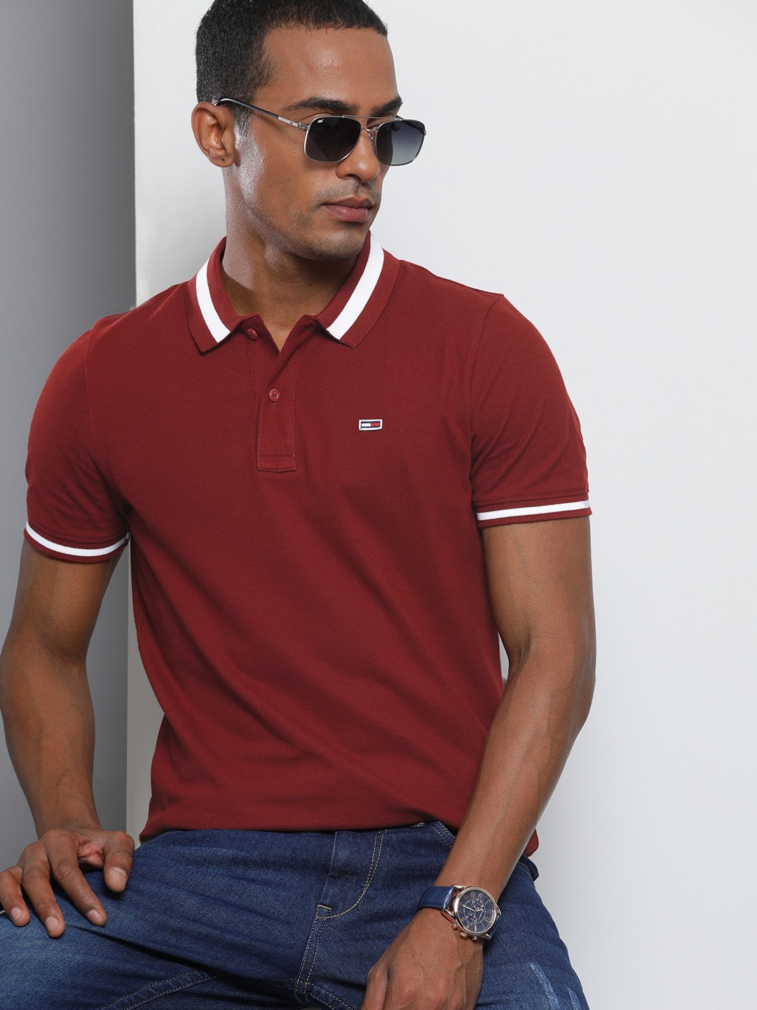 

Tommy Hilfiger Men Maroon Colourblocked Polo Collar Slim Fit T-shirt