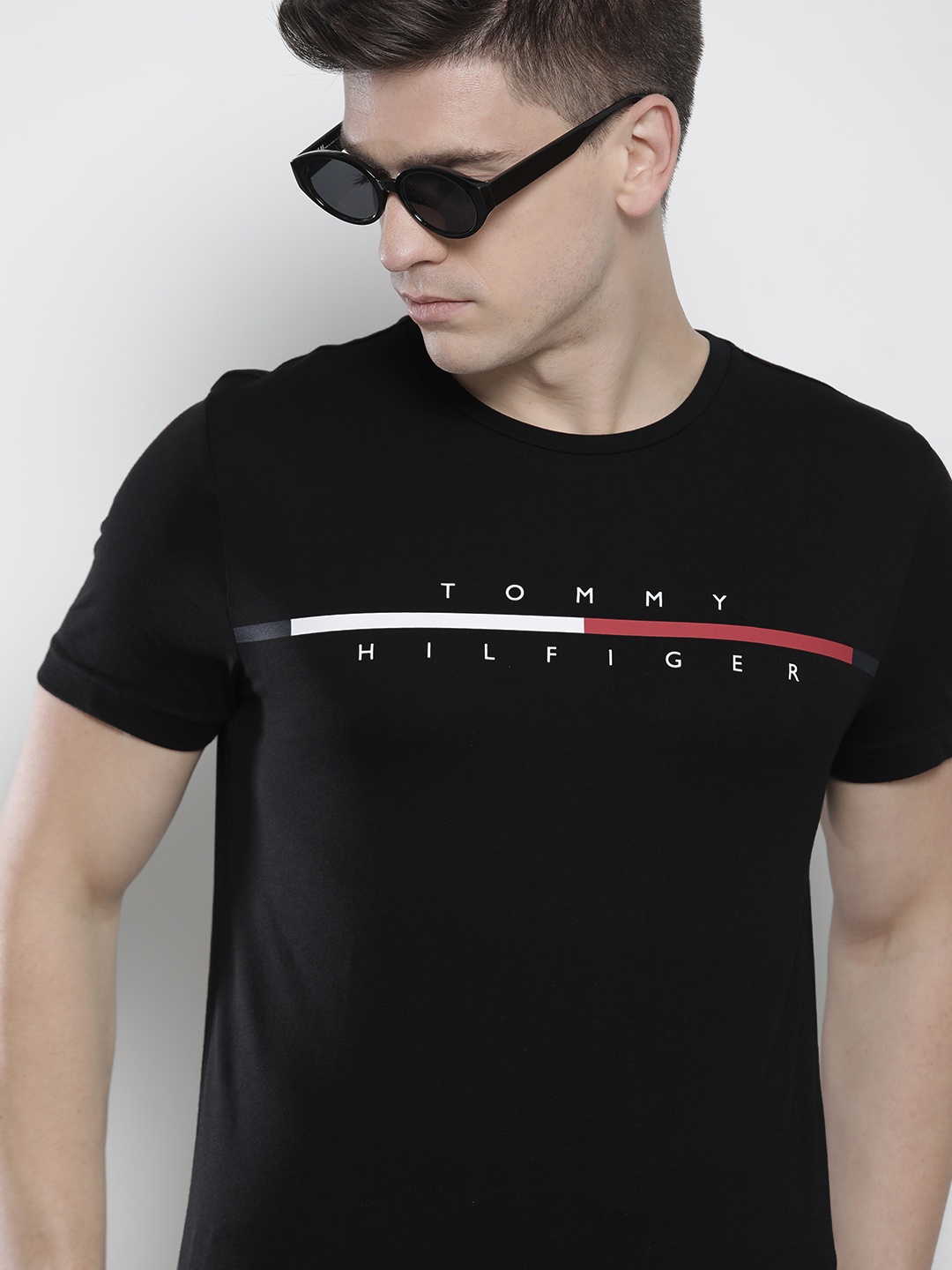 

Tommy Hilfiger Men Black Brand Logo Printed Pure Cotton T-shirt