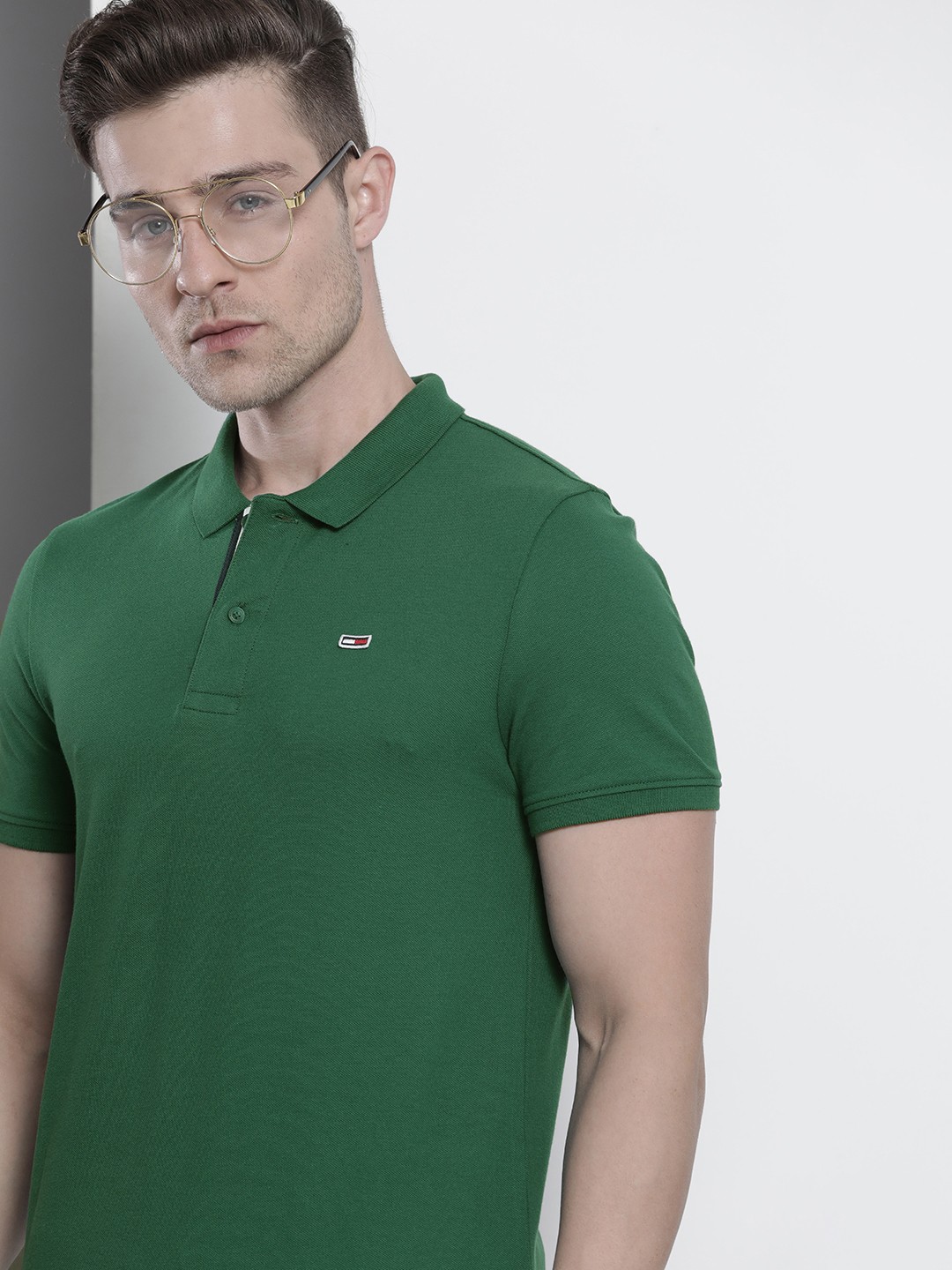 

Tommy Hilfiger Men Green Polo Collar Organic Cotton Slim Fit T-shirt