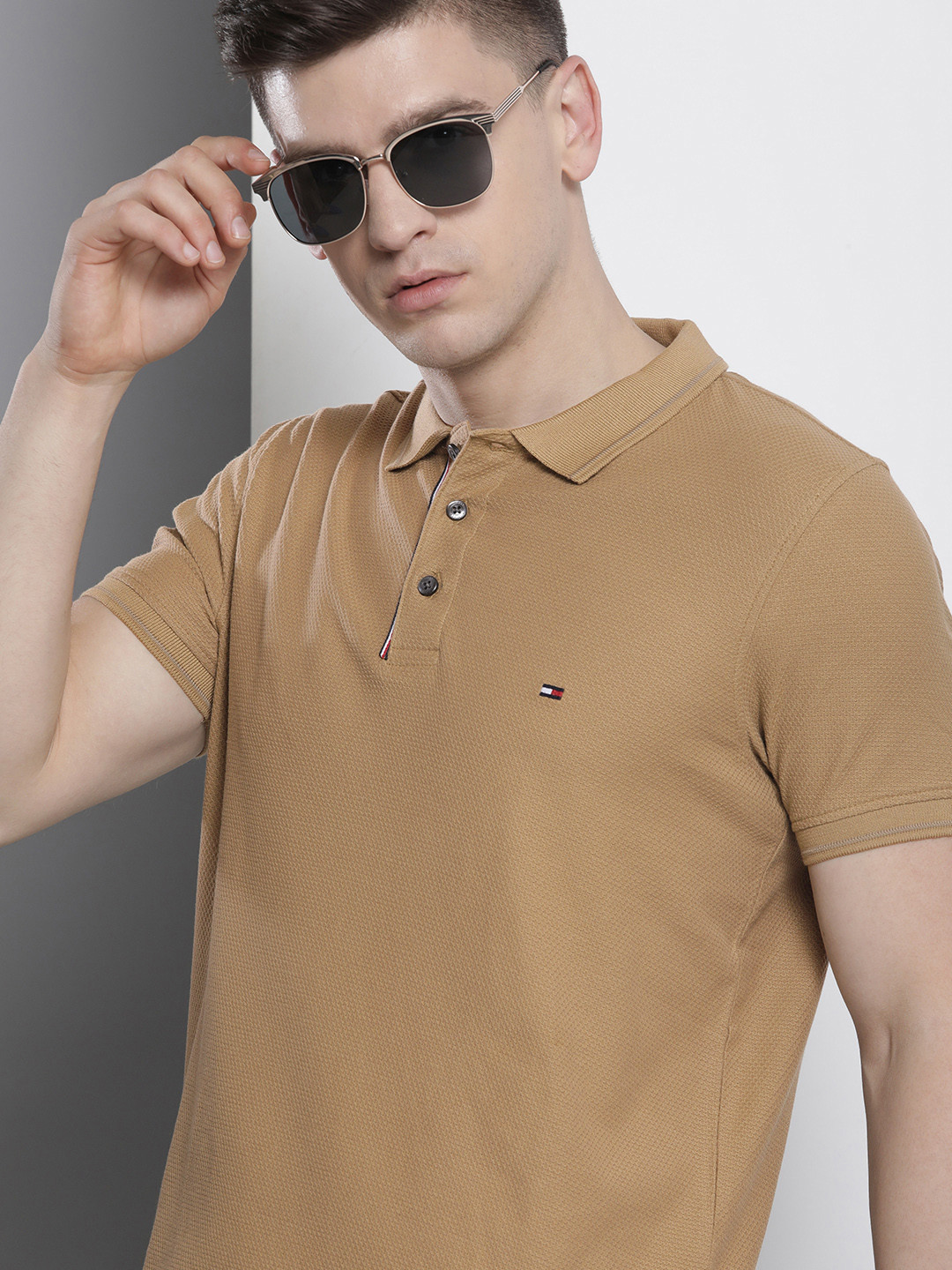 

Tommy Hilfiger Men Khaki Solid Pure Organic Cotton Slim Fit T-shirt