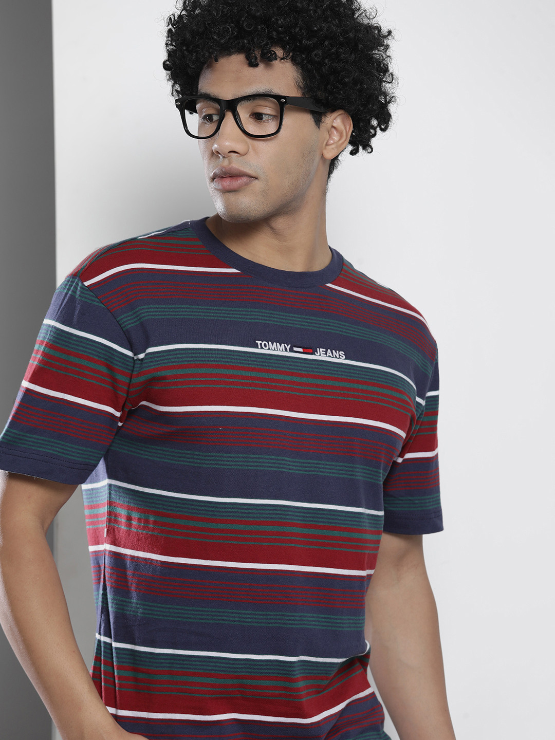 

Tommy Hilfiger Men Blue & Maroon Colourblocked Pure Cotton Casual T-shirt