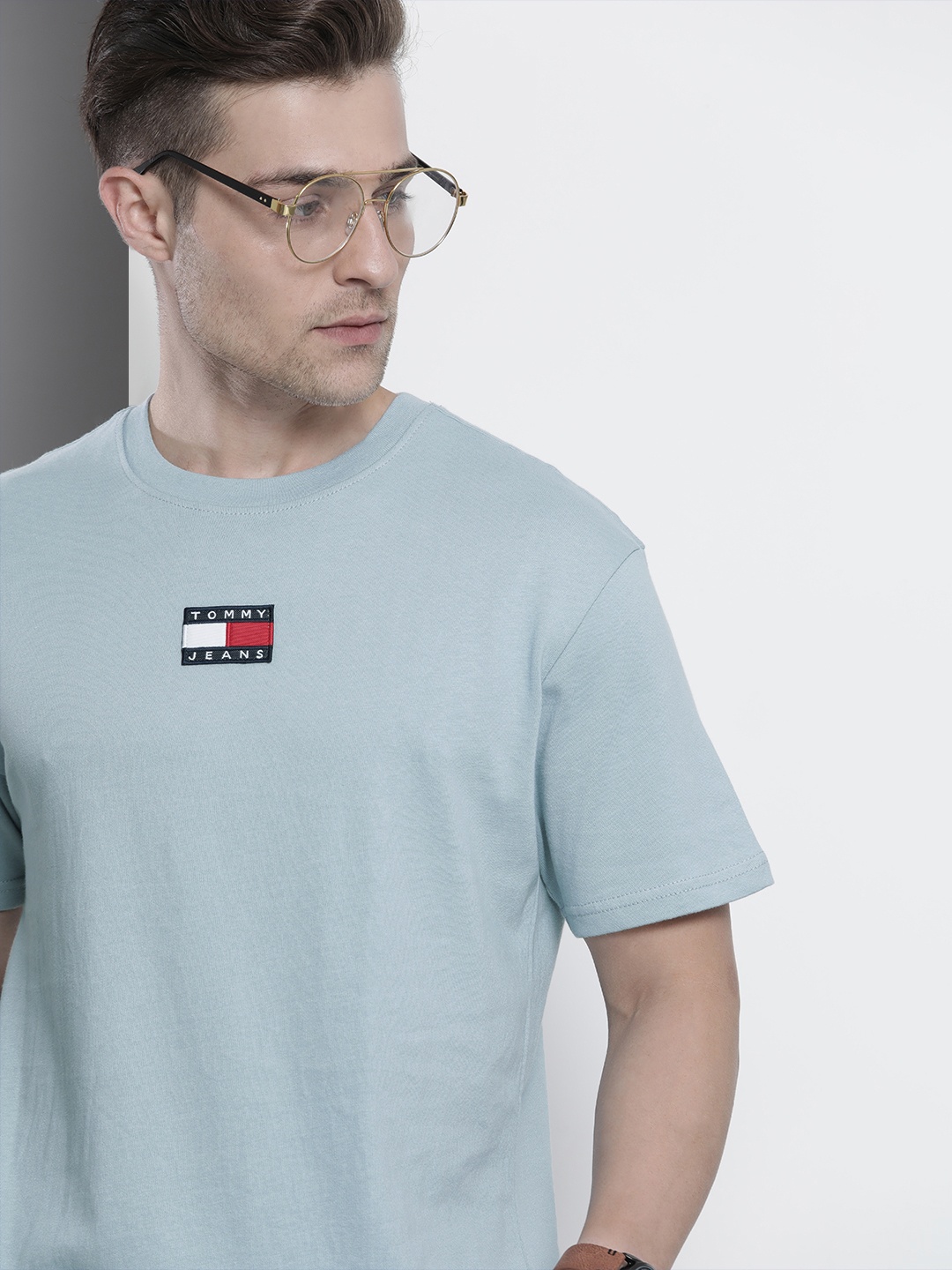 

Tommy Hilfiger Men Light Blue Solid Organic Cotton T-shirt