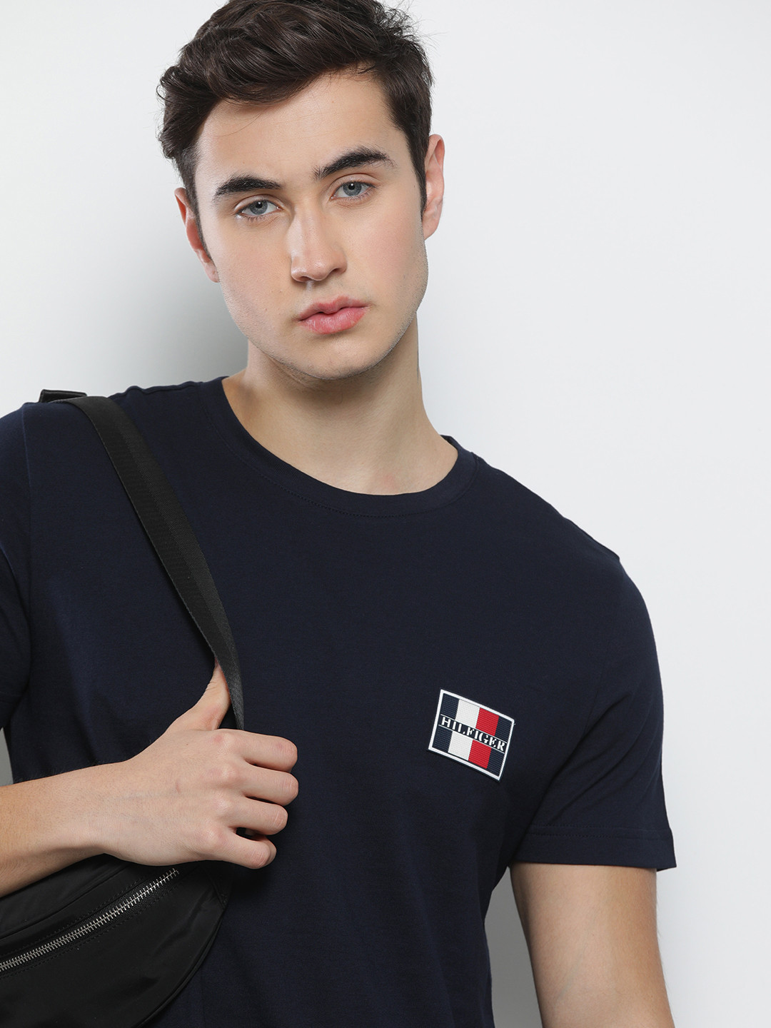 

Tommy Hilfiger Men Navy Blue Brand Logo Printed Pure Cotton T-shirt