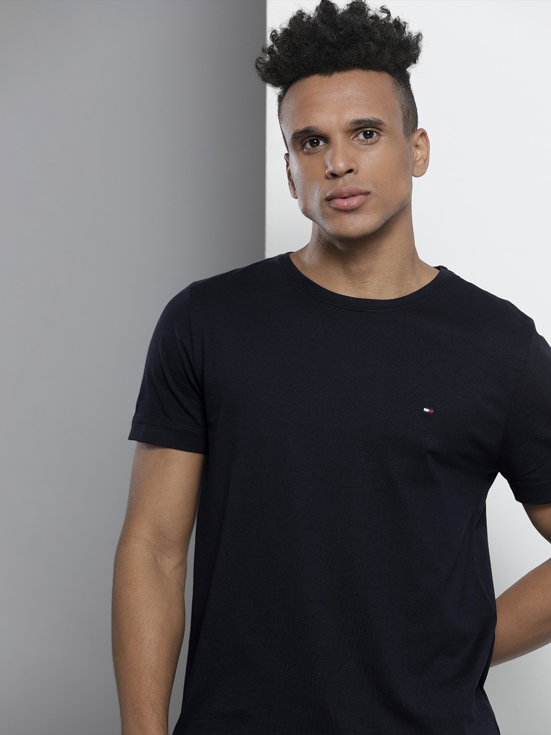 

Tommy Hilfiger Men Navy Blue Solid Pure Cotton T-shirt