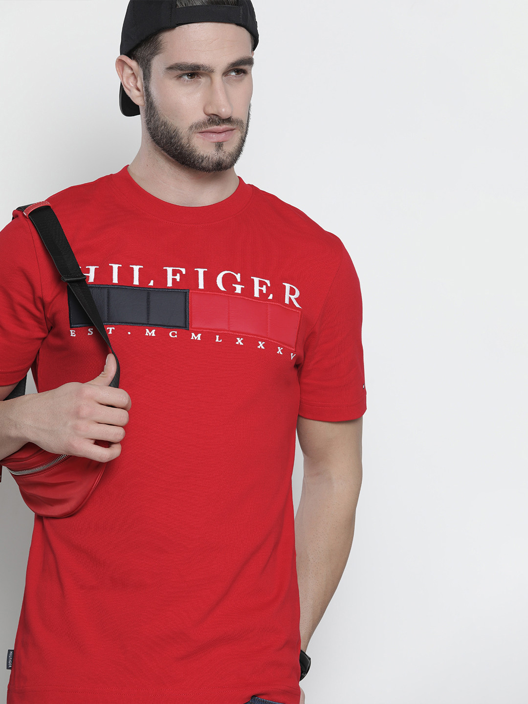 

Tommy Hilfiger Men Red Brand Logo Embroidered Relaxed Fit Pure Cotton T-shirt