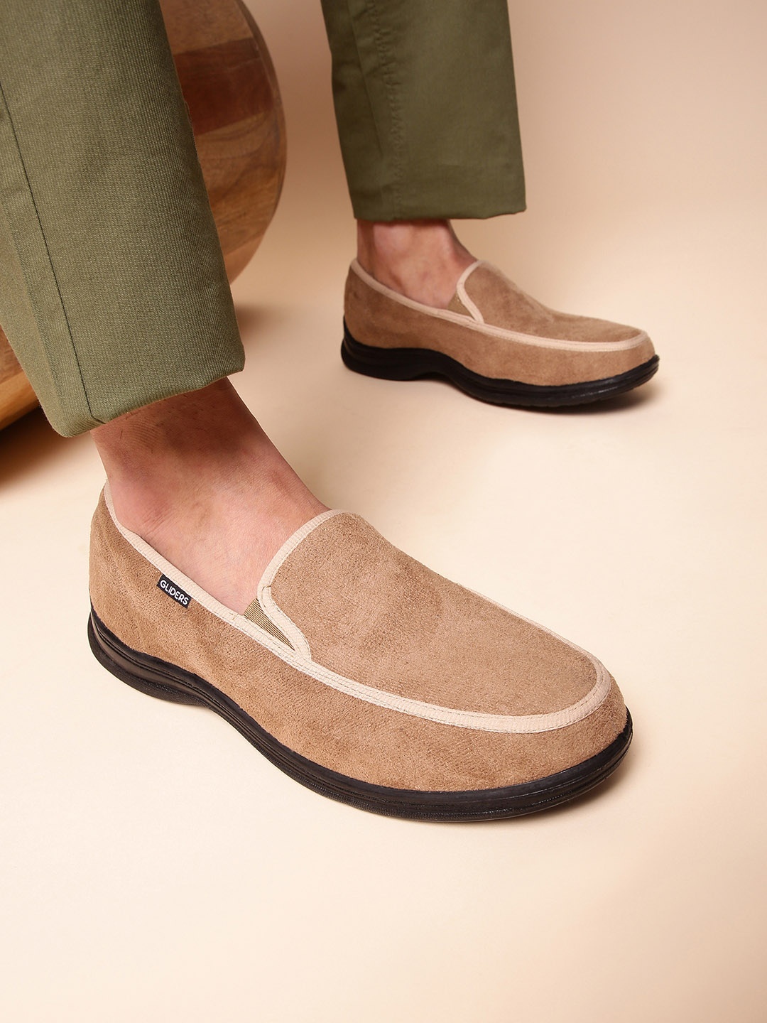

Liberty Men Beige Slip-On Sneakers