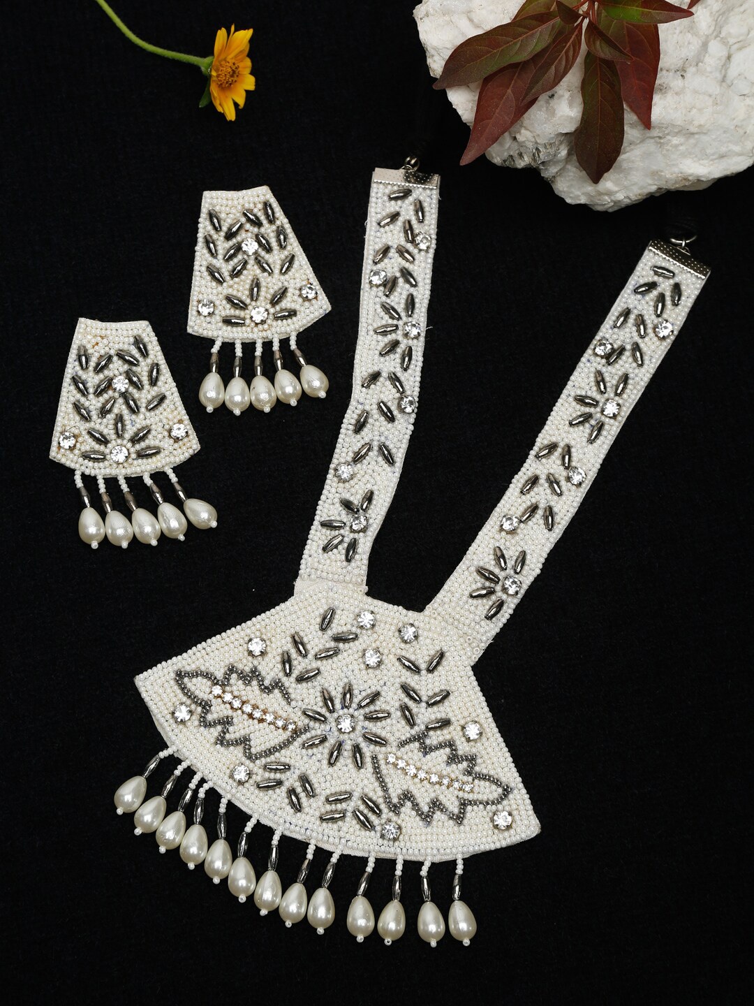 

NEUDIS White Beaded Handcrafted Statement Necklace and Earrings Set