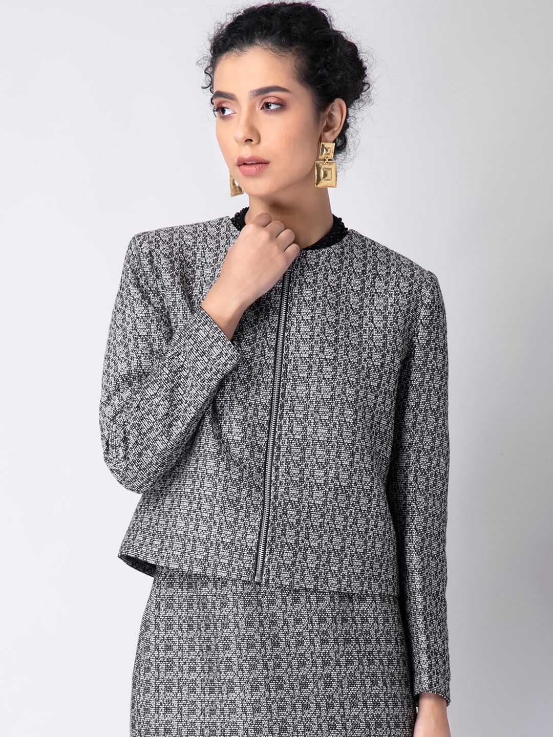 

FabAlley Women White & Black Printed Mock Collar Tailored Jacket