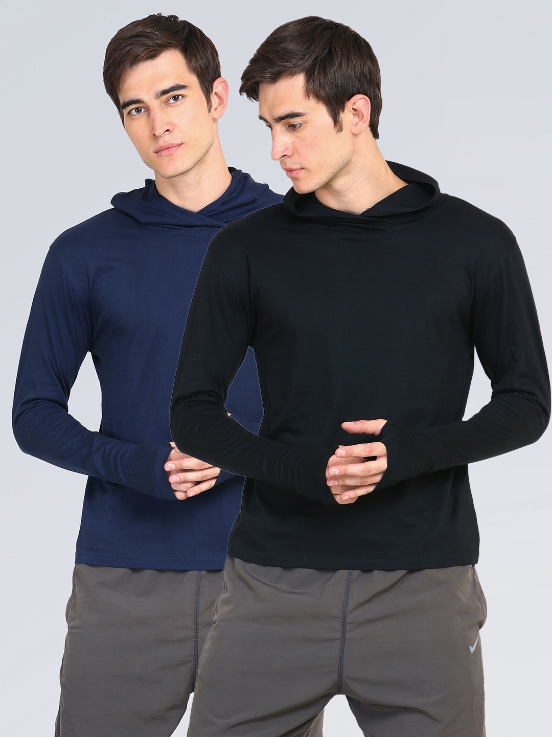 

appulse Men Pack of 2 Navy Blue & Black Solid Slim Fit T-shirts