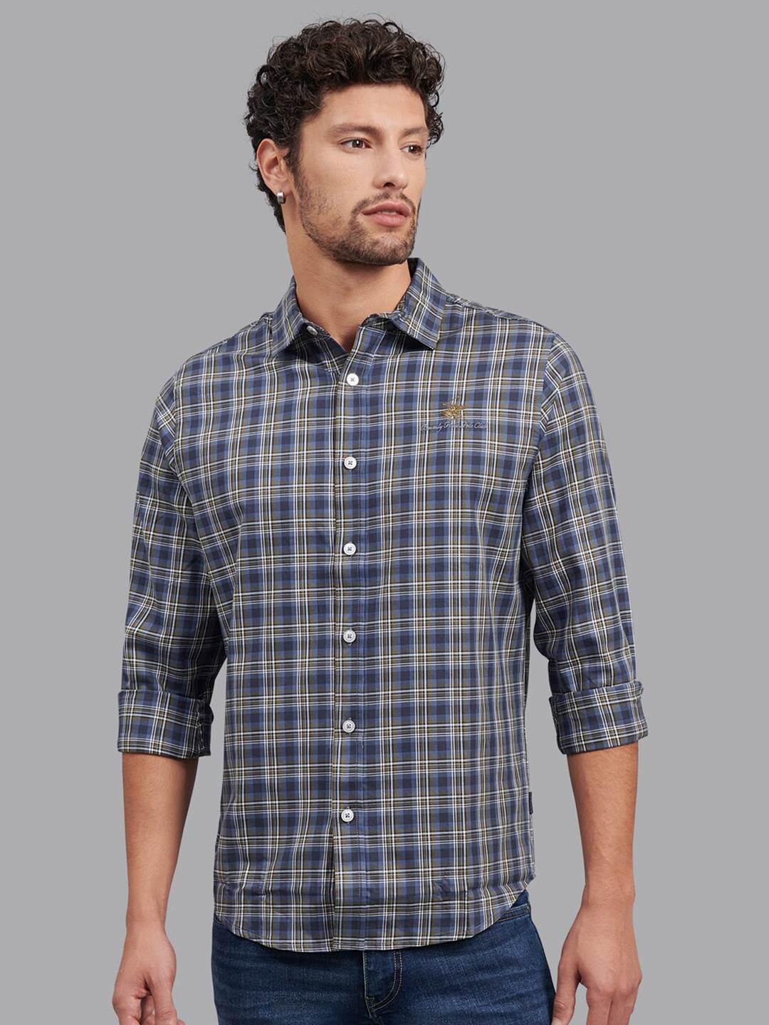 

Beverly Hills Polo Club Men Blue Regular Fit Checked Casual Shirt