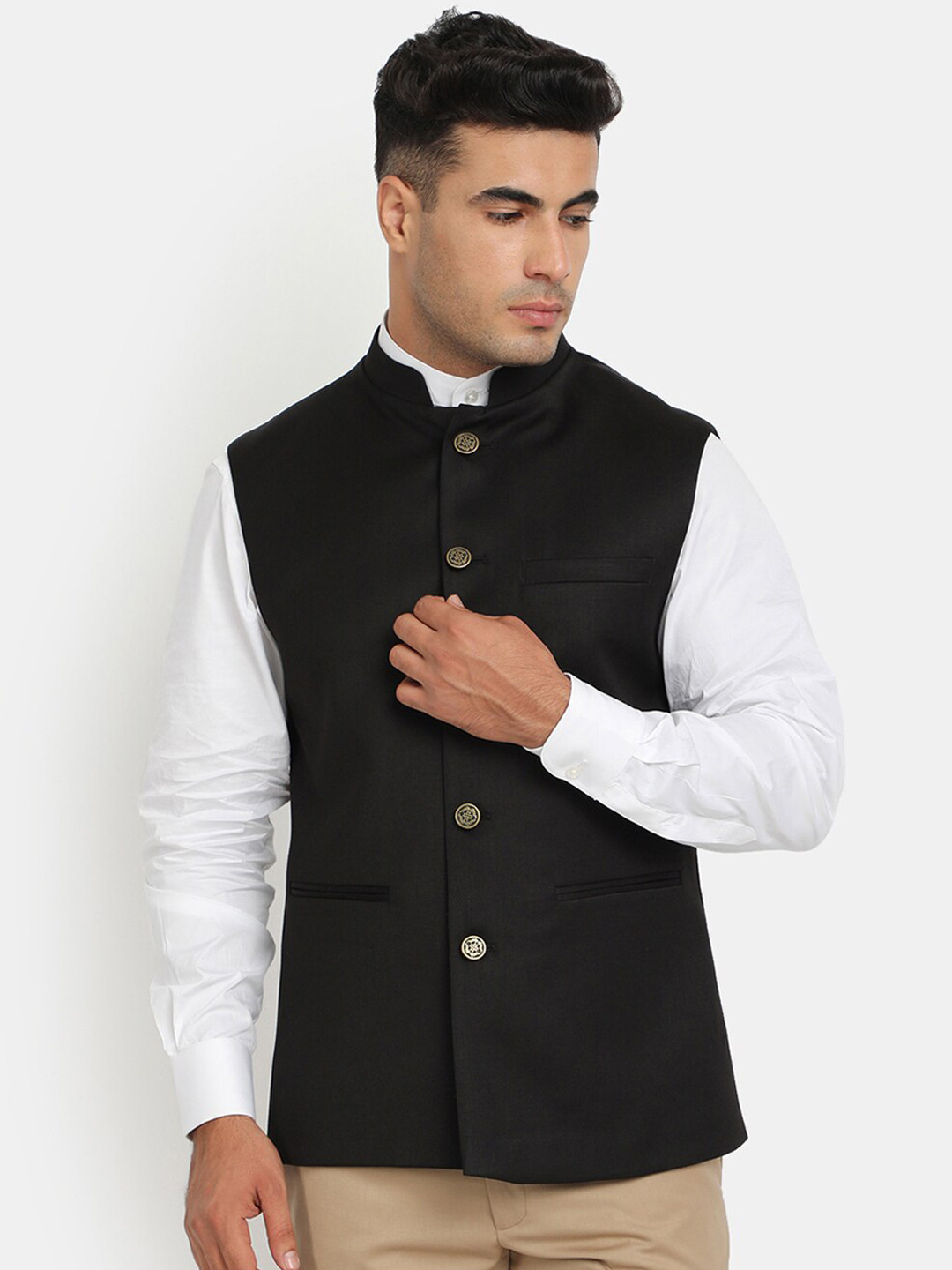 

HOB Men Black Solid Woven Nehru Jacket