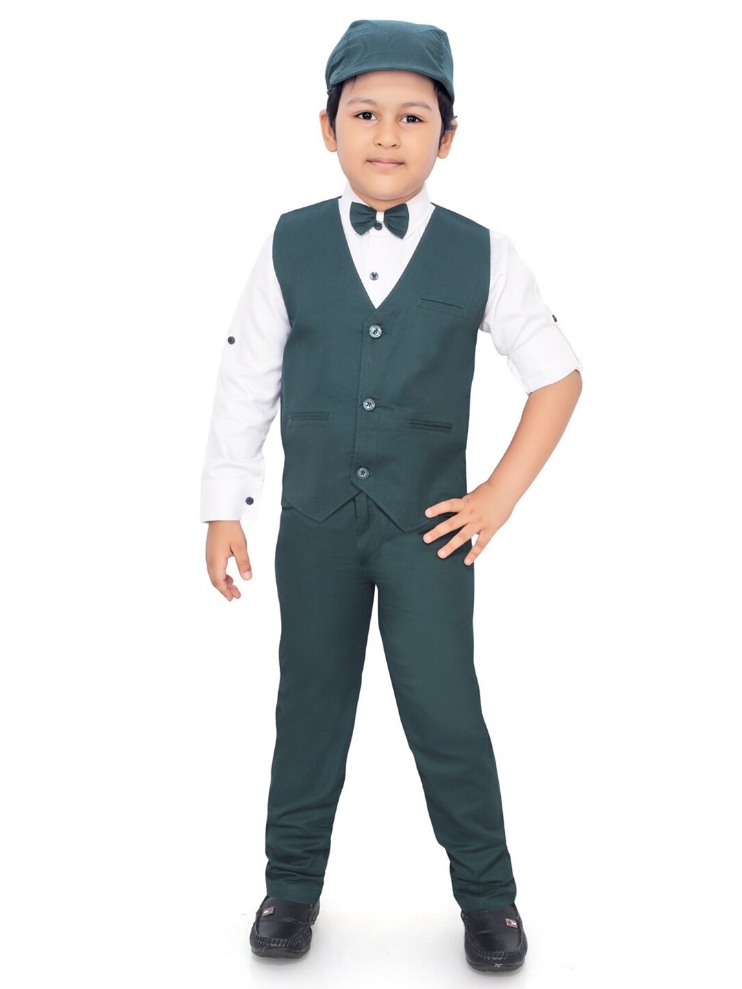 

RIKIDOOS Boys Green & White Shirt with Trousers & Waistcoat with Cap and Bow tie