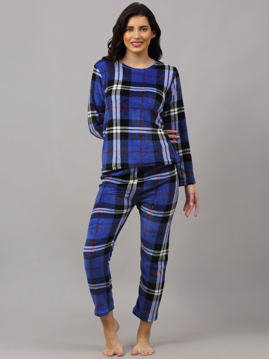 

NEUDIS Women Blue & Black Checked Fleece Night suit