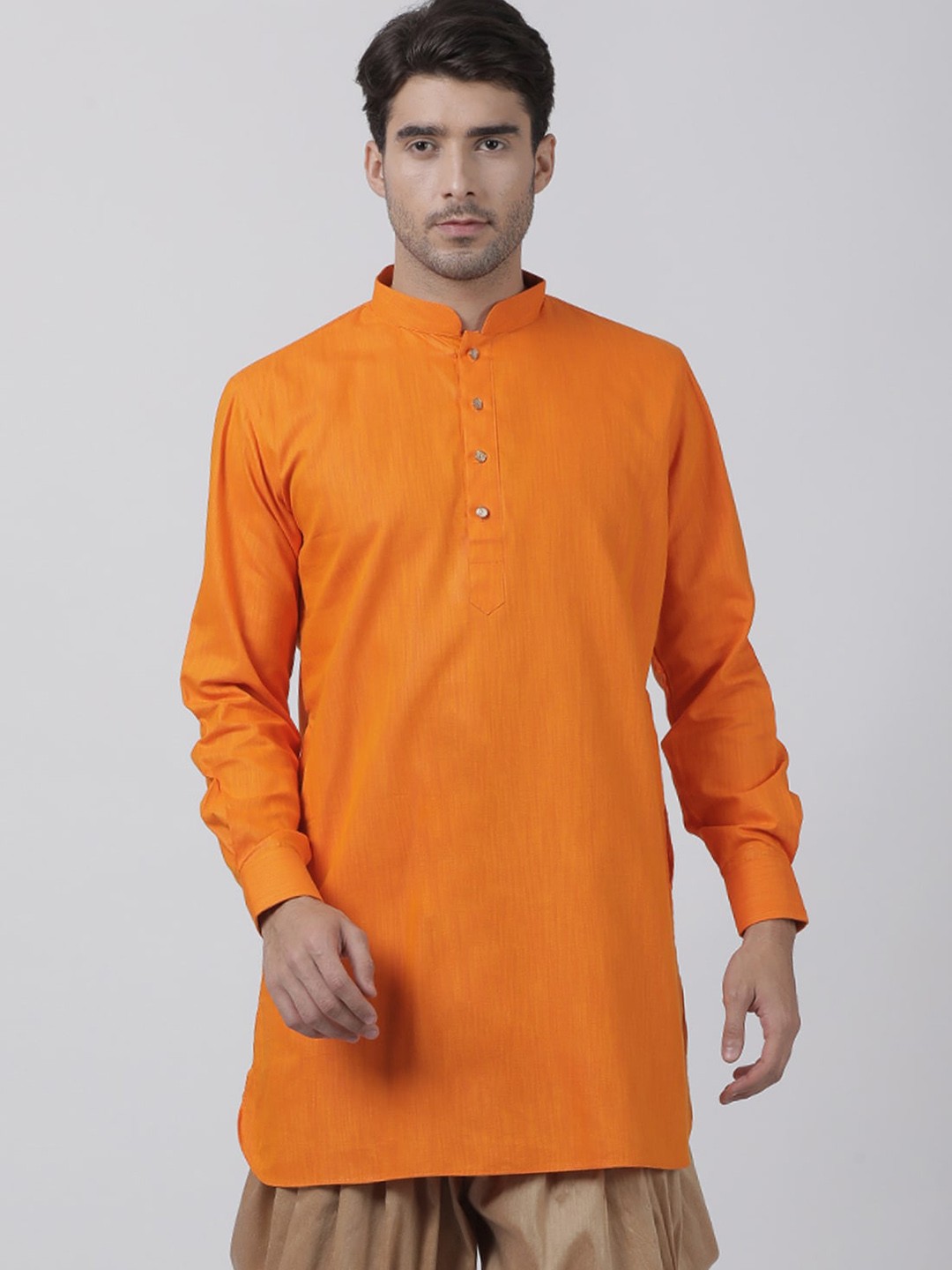

VASTRAMAY Men Orange Solid Straight Kurta