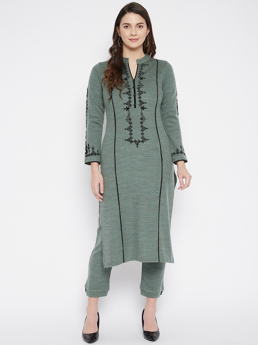 

Zigo Winter Wear Women Green Ethnic Motifs Embroidered Panelled Winter Kurta with Trousers