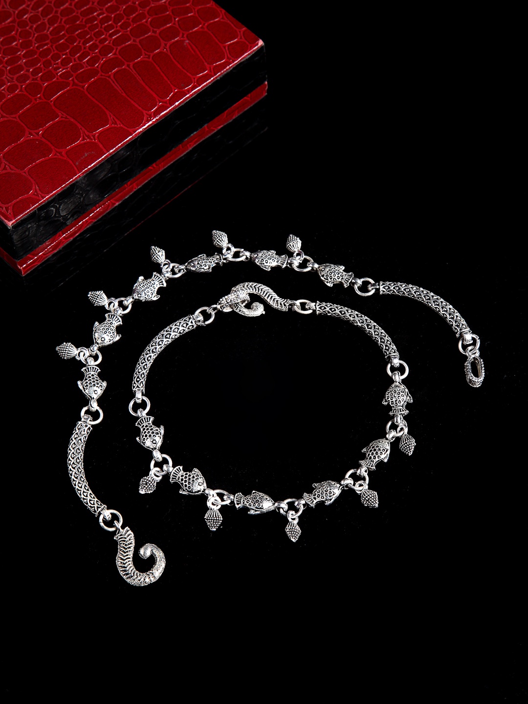 

PANASH Set Of 2 Oxidised Silver-Toned Fish Shaped Anklets