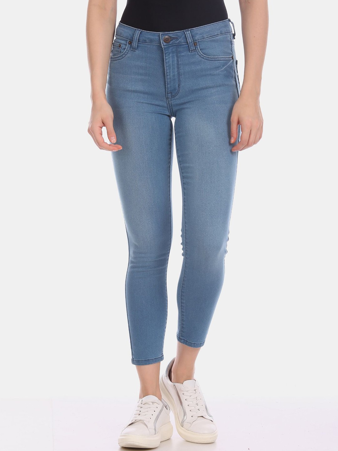 

Aeropostale Women Blue Slim Fit Jeans