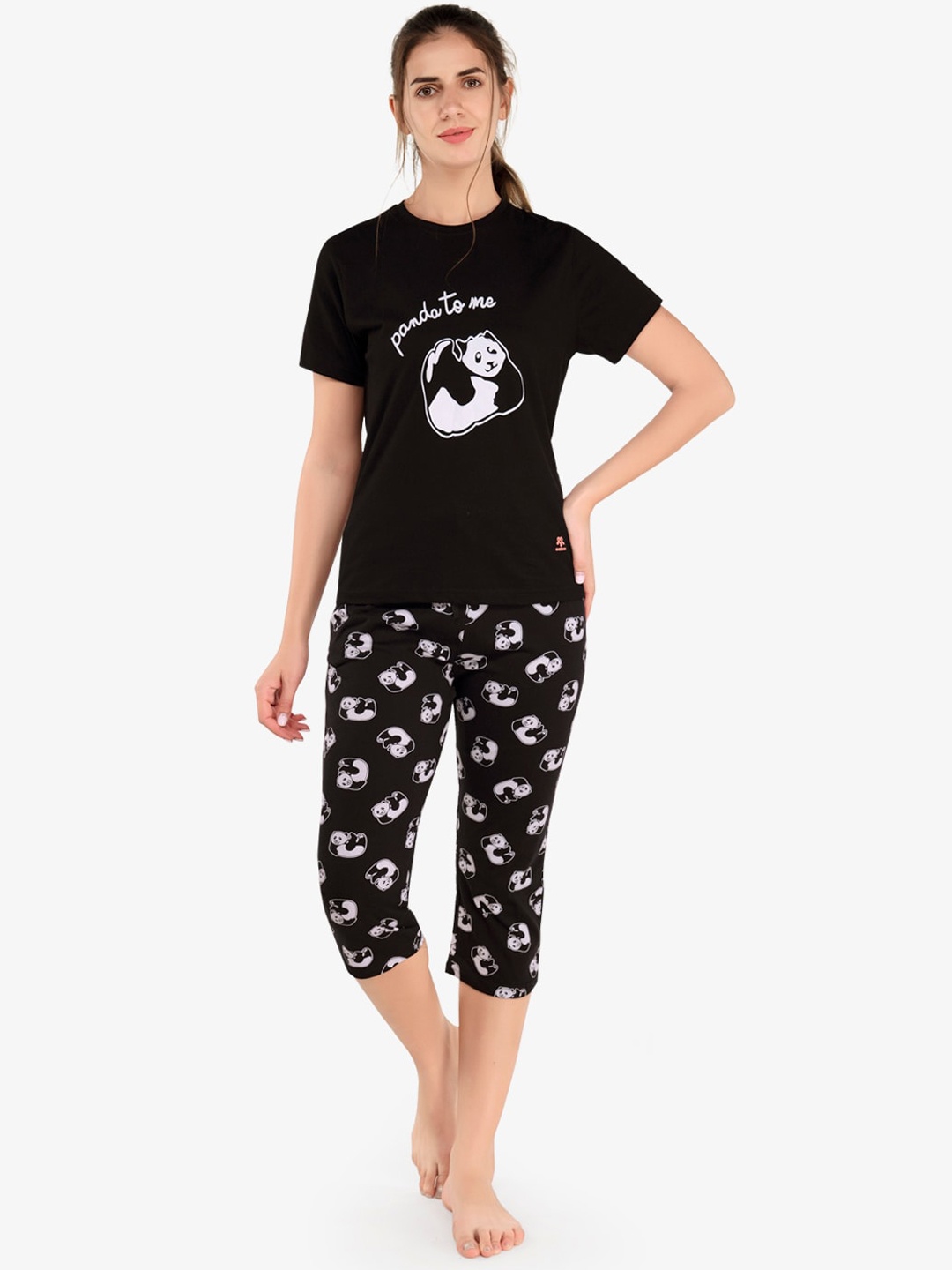 

evolove Women Black & White Panda Printed Pure Cotton Night Suit