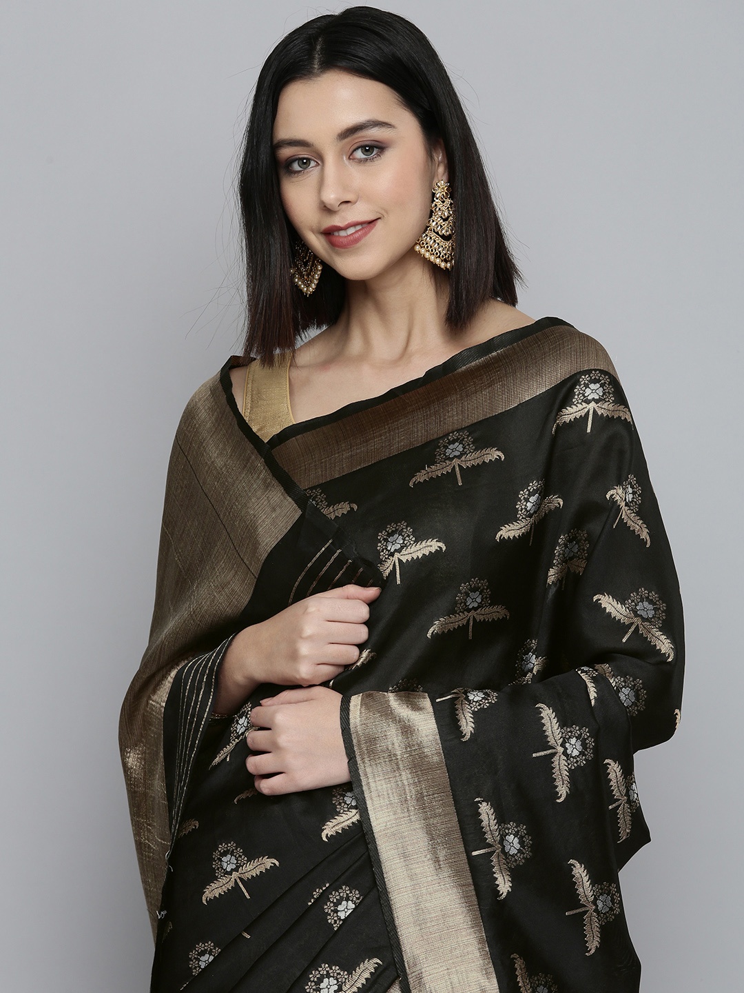 

HERE&NOW Black & Golden Ethnic Motifs Zari Silk Blend Banarasi Saree