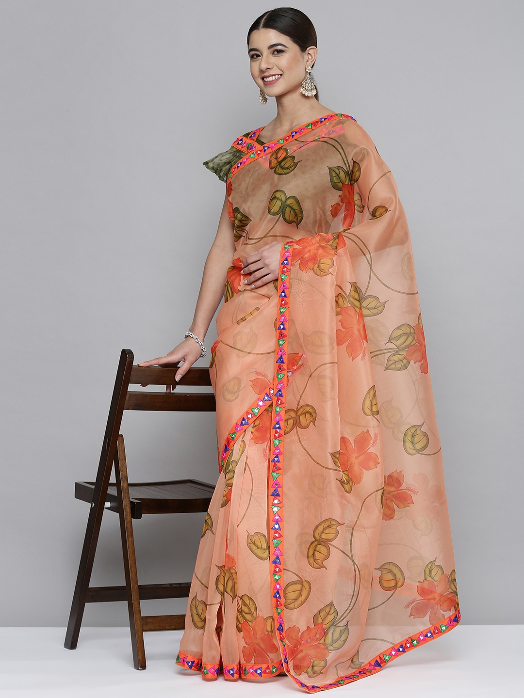 

HERE&NOW Peach-Coloured Floral Mirror Work Organza Saree