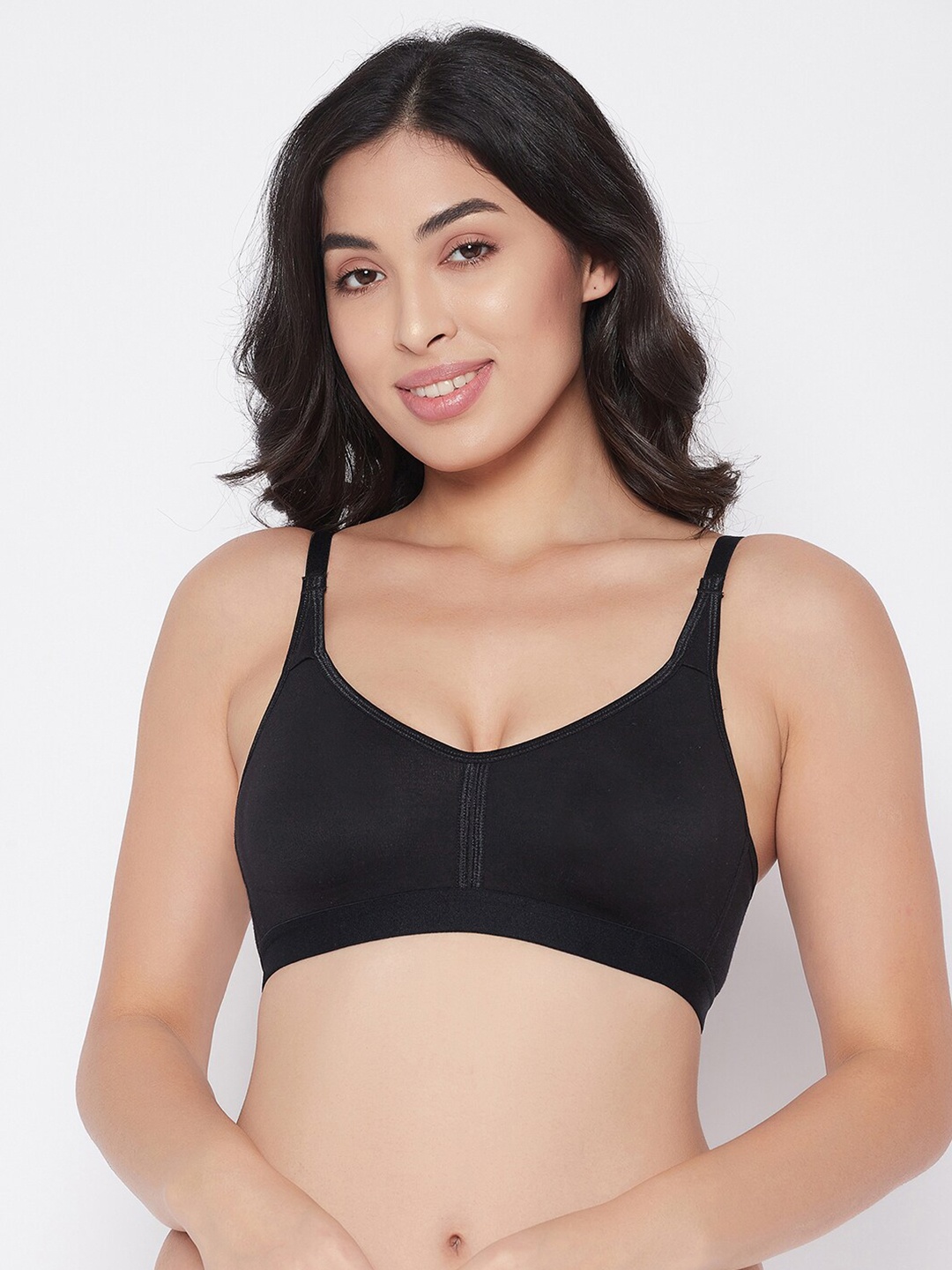 

Clovia Black Solid Non Padded Everyday Bra