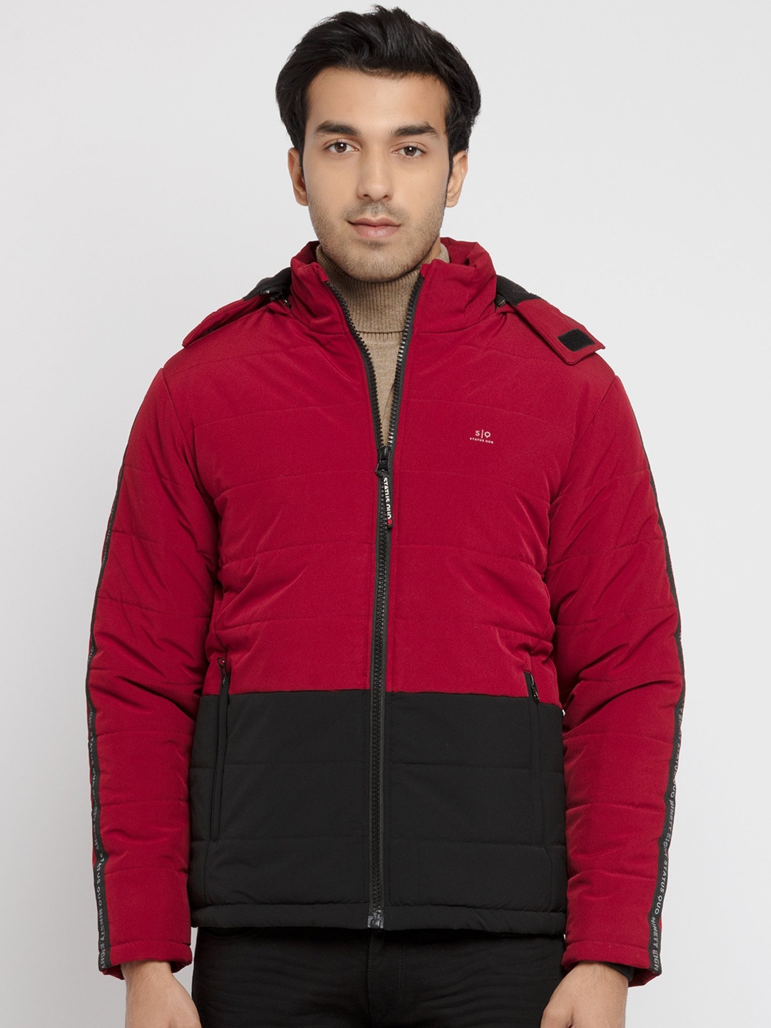 

Status Quo Men Red & Black Colourblocked Padded Jacket