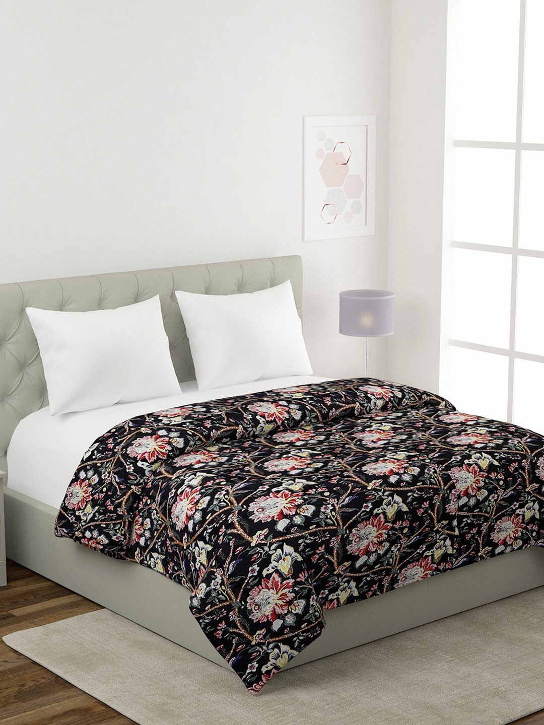 

Rajasthan Decor Black & Red Floral Mild Winter 210 GSM Double Bed Comforter